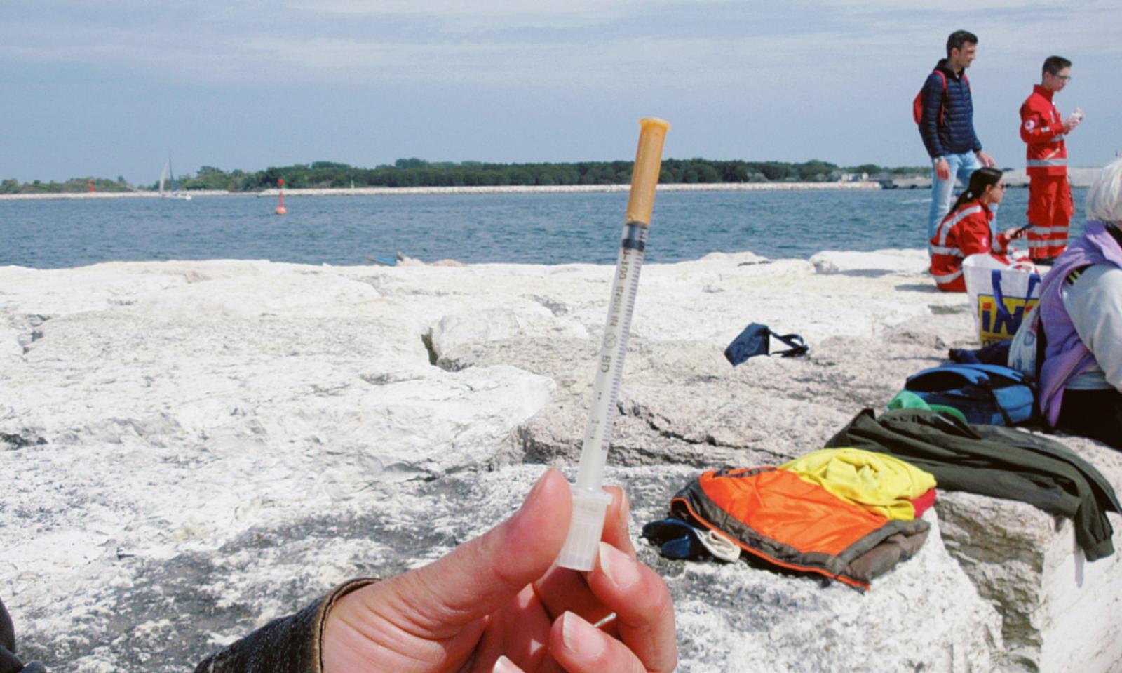 Pulizie di primavera, si trovano anche siringhe