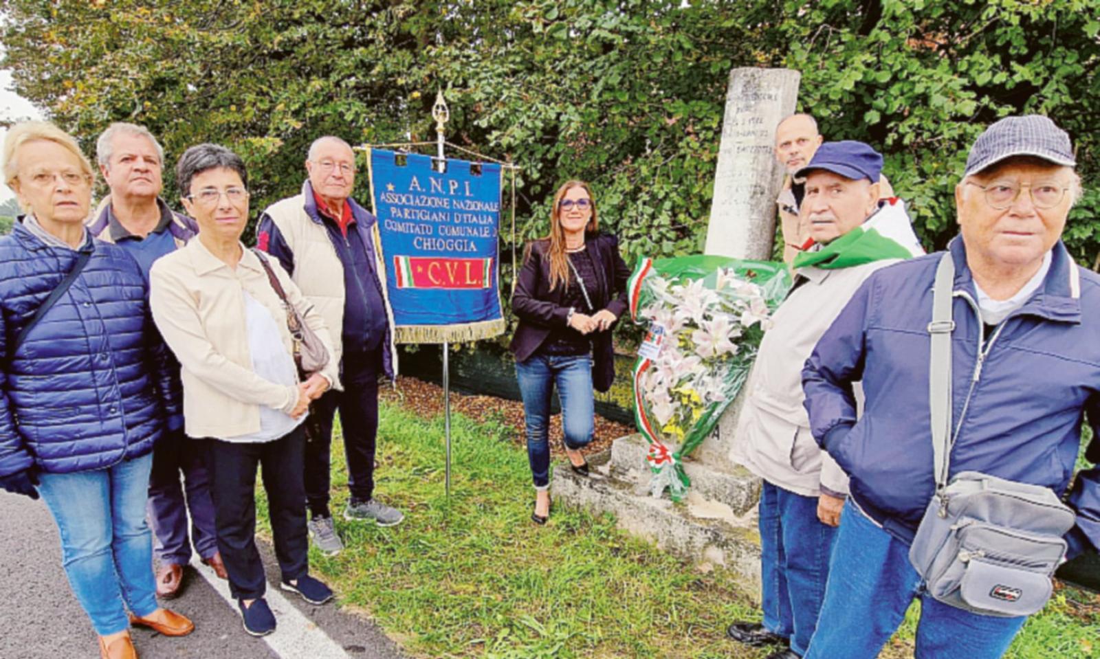 Gasolio sull'Anpi: &ldquo;Non ci lasciamo intimidire&rdquo;