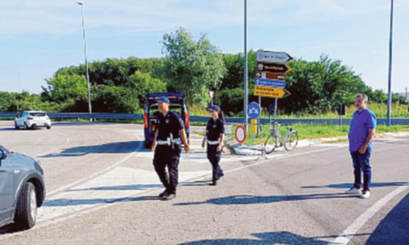 Ancora vigili &ldquo;dissuasori&rdquo; a Valli, presto le multe