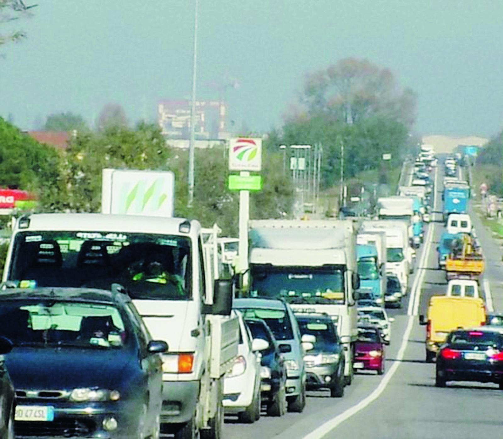 Caro carburante, arriva il fermo nazionale dei tir