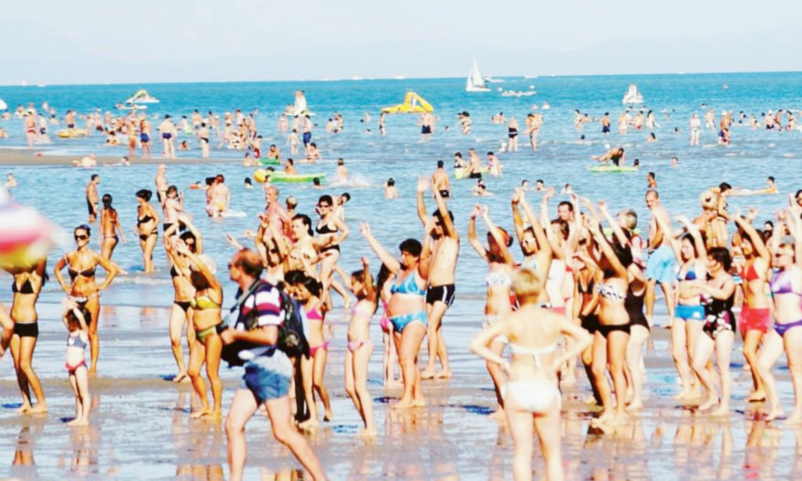 La proroga alla concessioni piace ai balneari