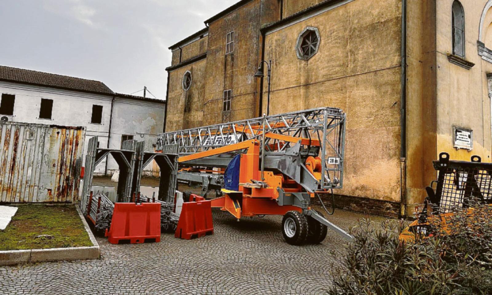 Lavori in corso in chiesa a Rottanova