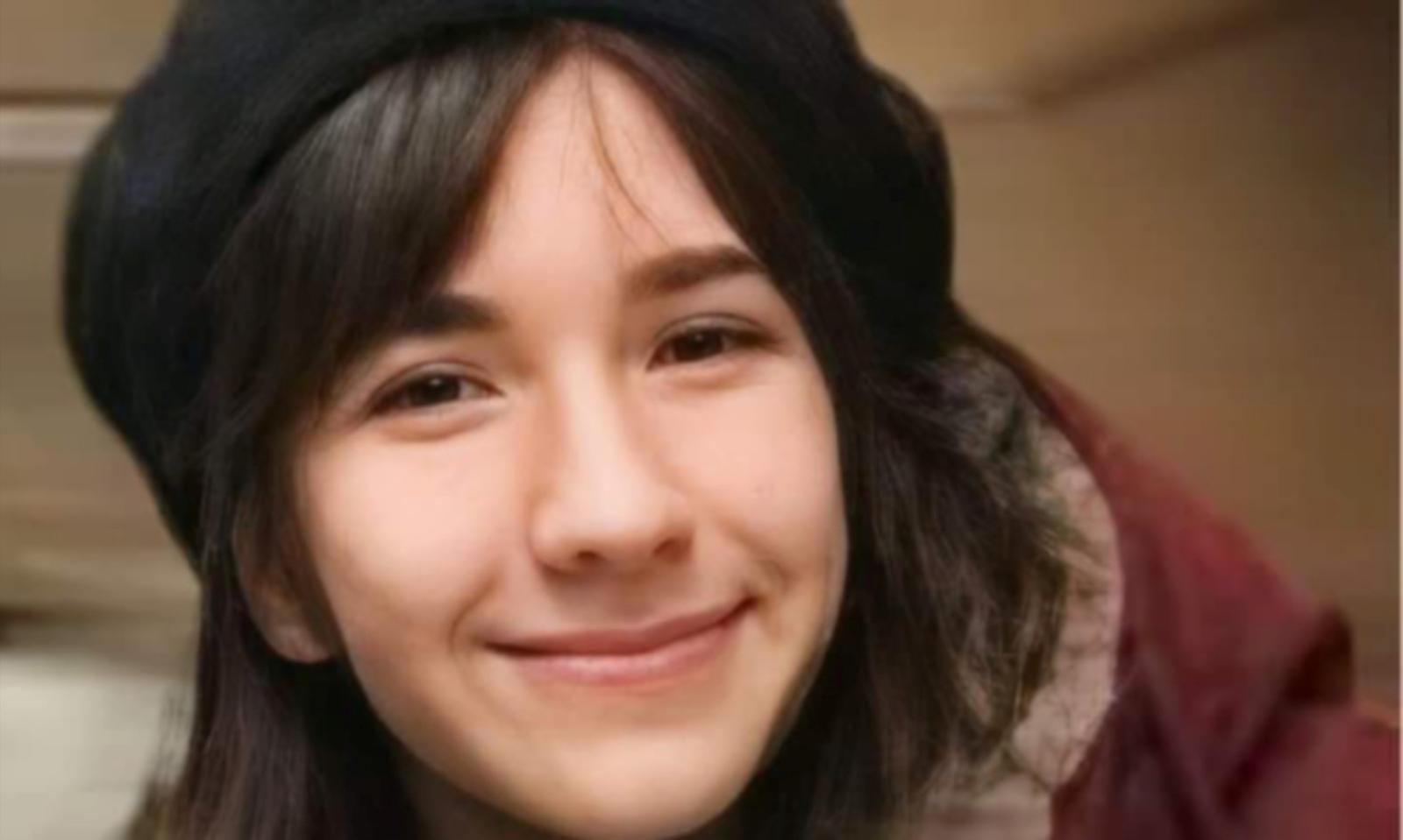 Una targa in ricordo di Giulia