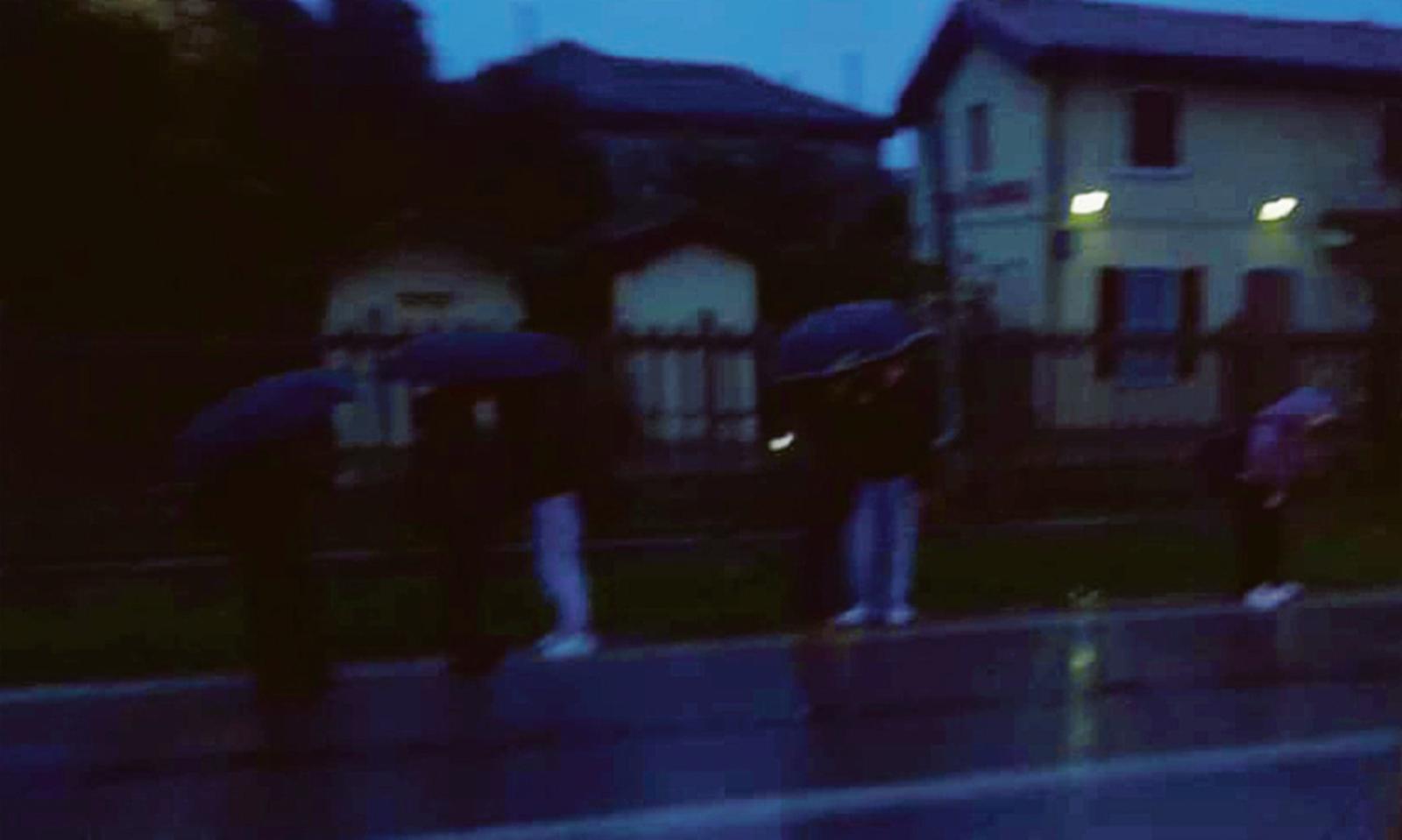 Stanchi di aspettare l'autobus sulla Romea: i ragazzi pensano a una clamorosa protesta