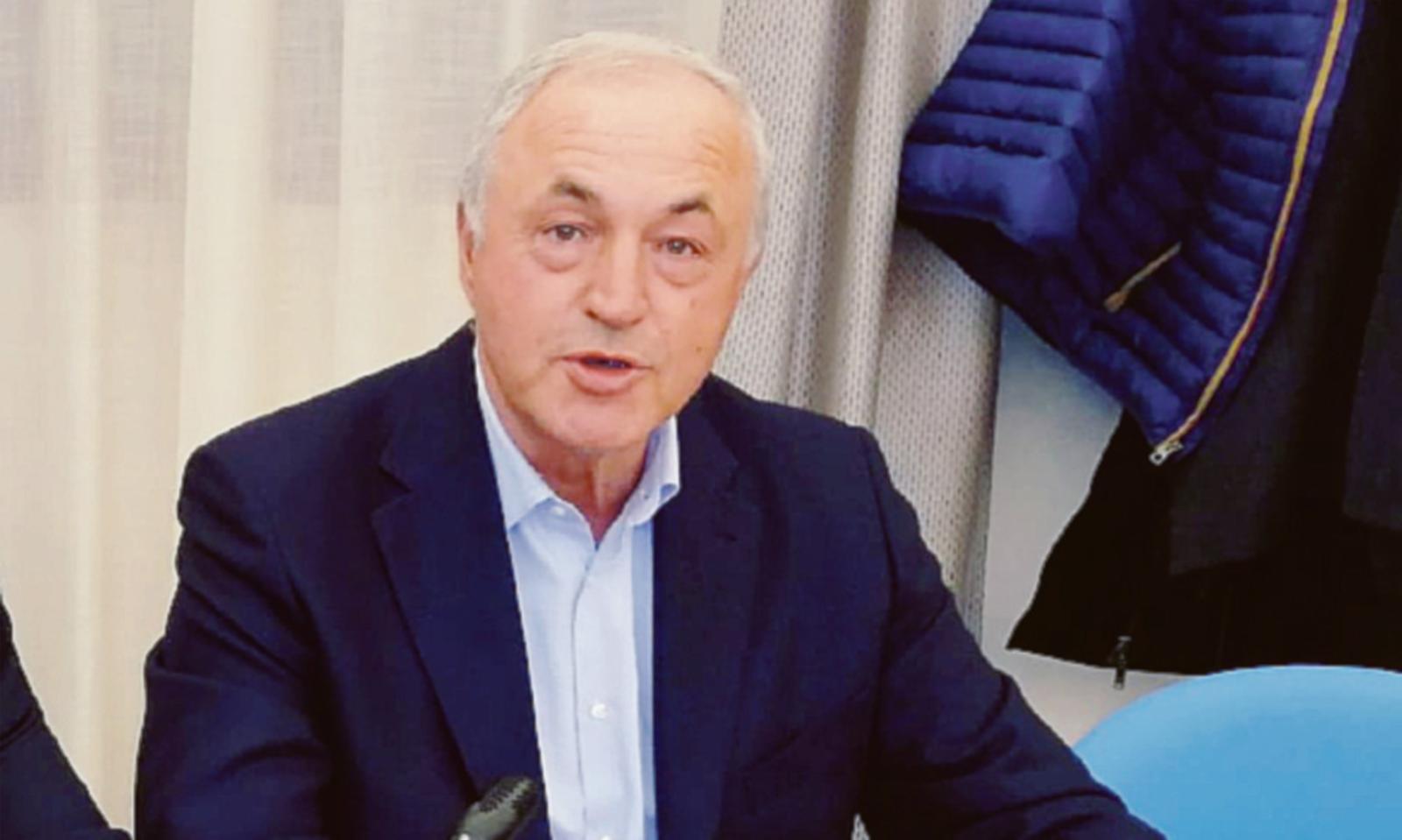 L&rsquo;opposizione: &ldquo;Ora basta, staccate la spina&rdquo;