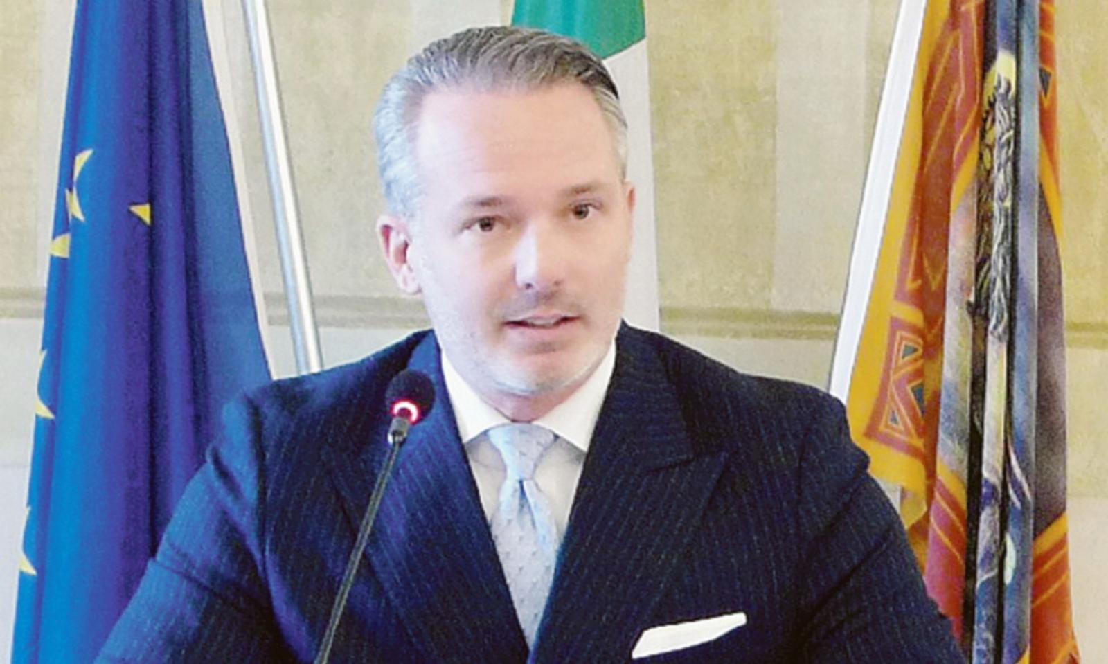 Mozione per salvare la classe prima