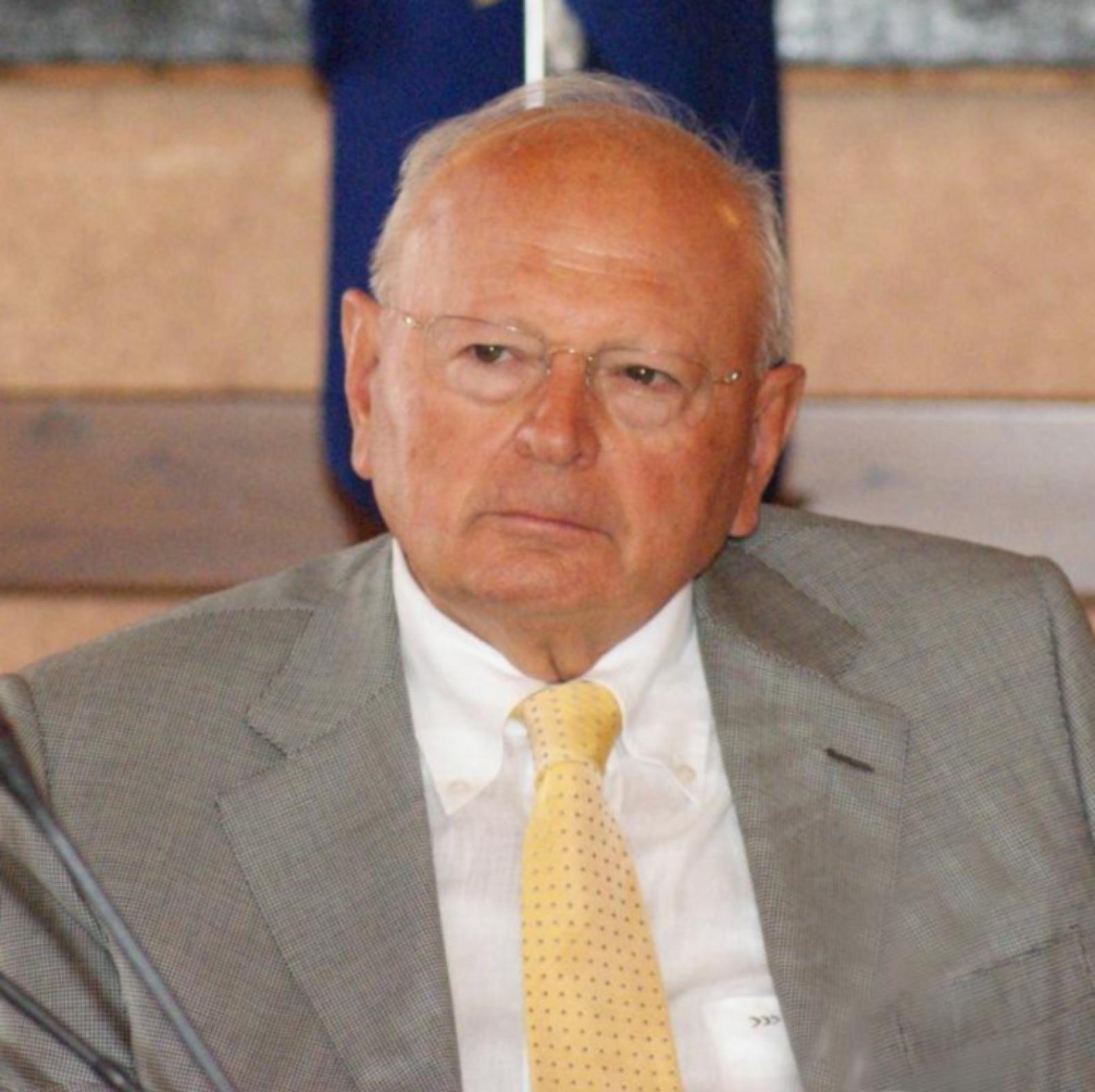 Tesserin lascia la procuratoria