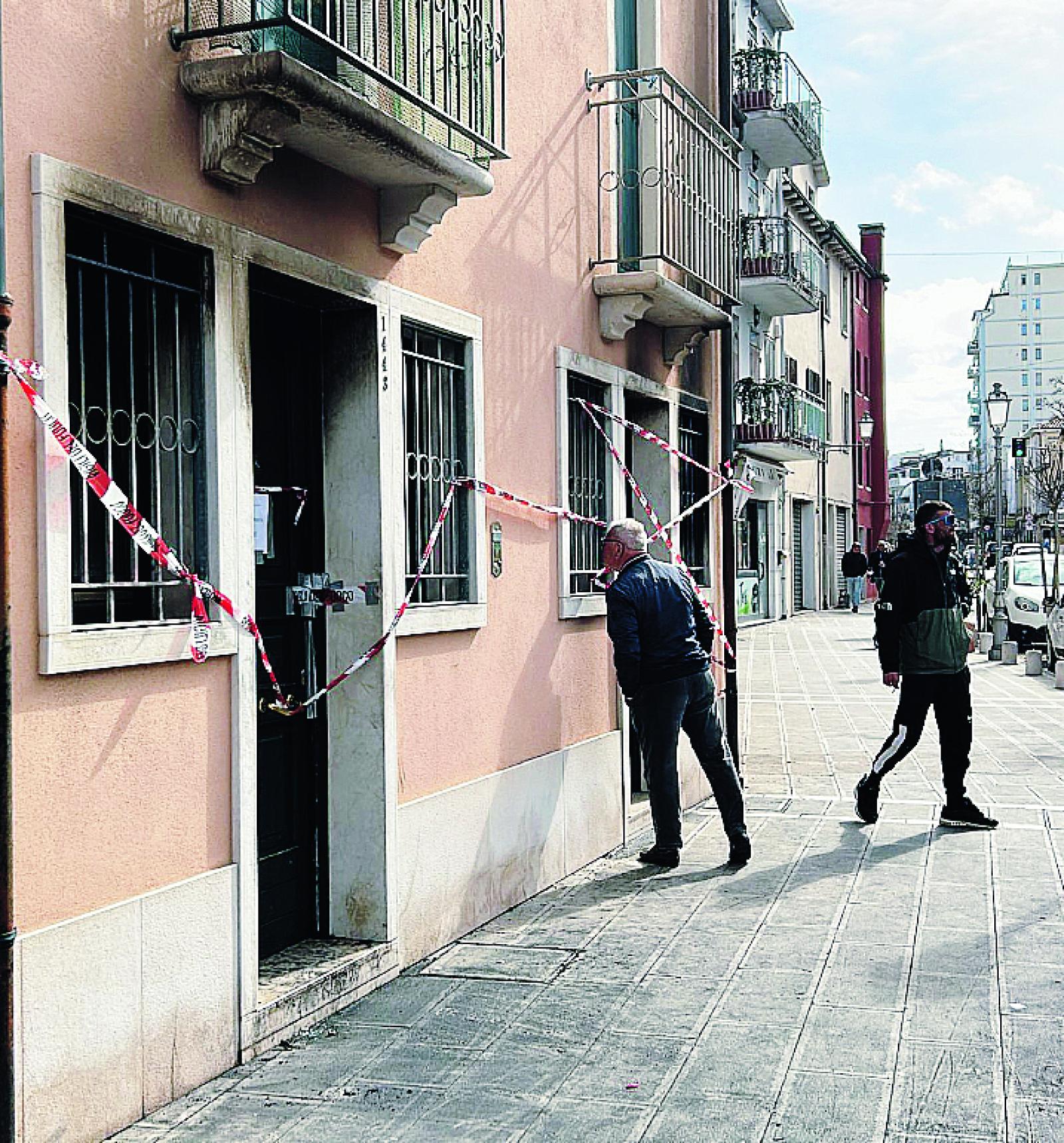 Domani l&rsquo;addio a Gianni, Luisella e Davide