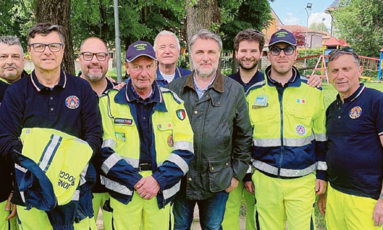 Volontari e giovani cercarsi l&rsquo;appello del primo cittadino