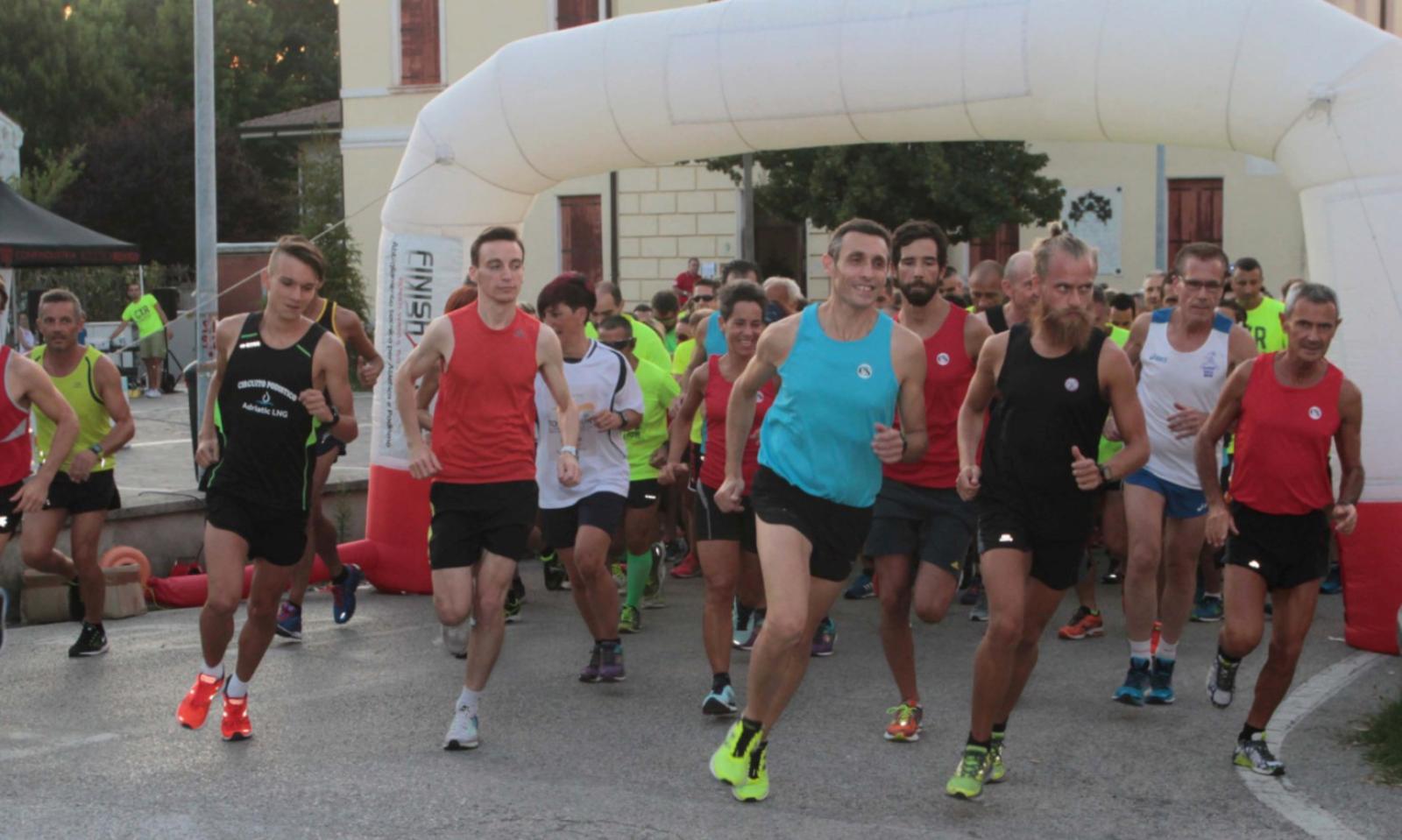 In duemila di corsa per le strade della citt&agrave;