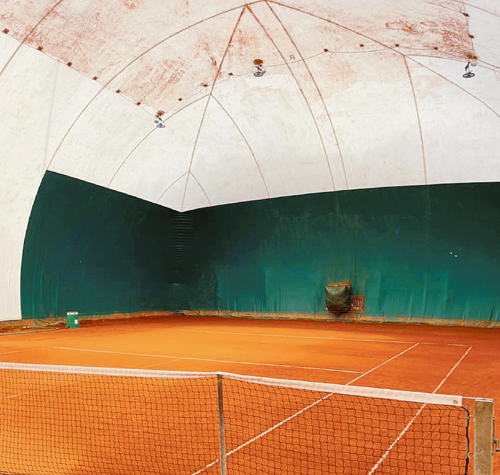 Il Comune compra il tetto dei campi