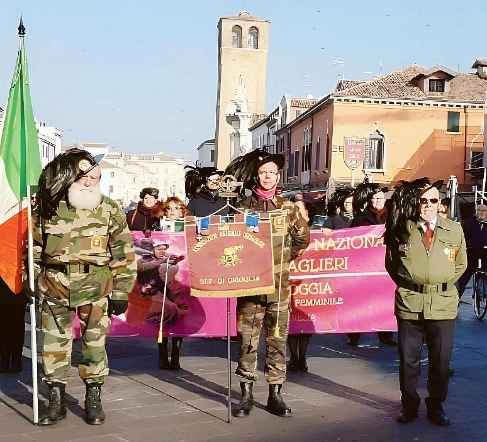 Il maltempo non ferma la festa