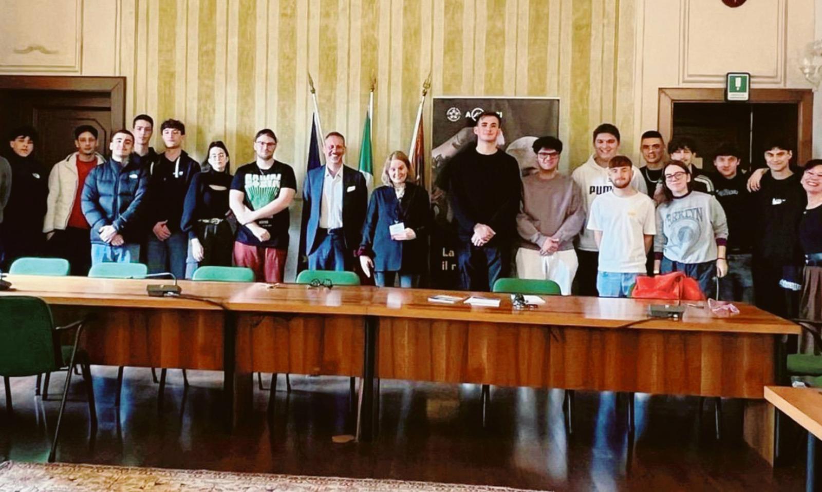 Venti giovani in cerca di futuro