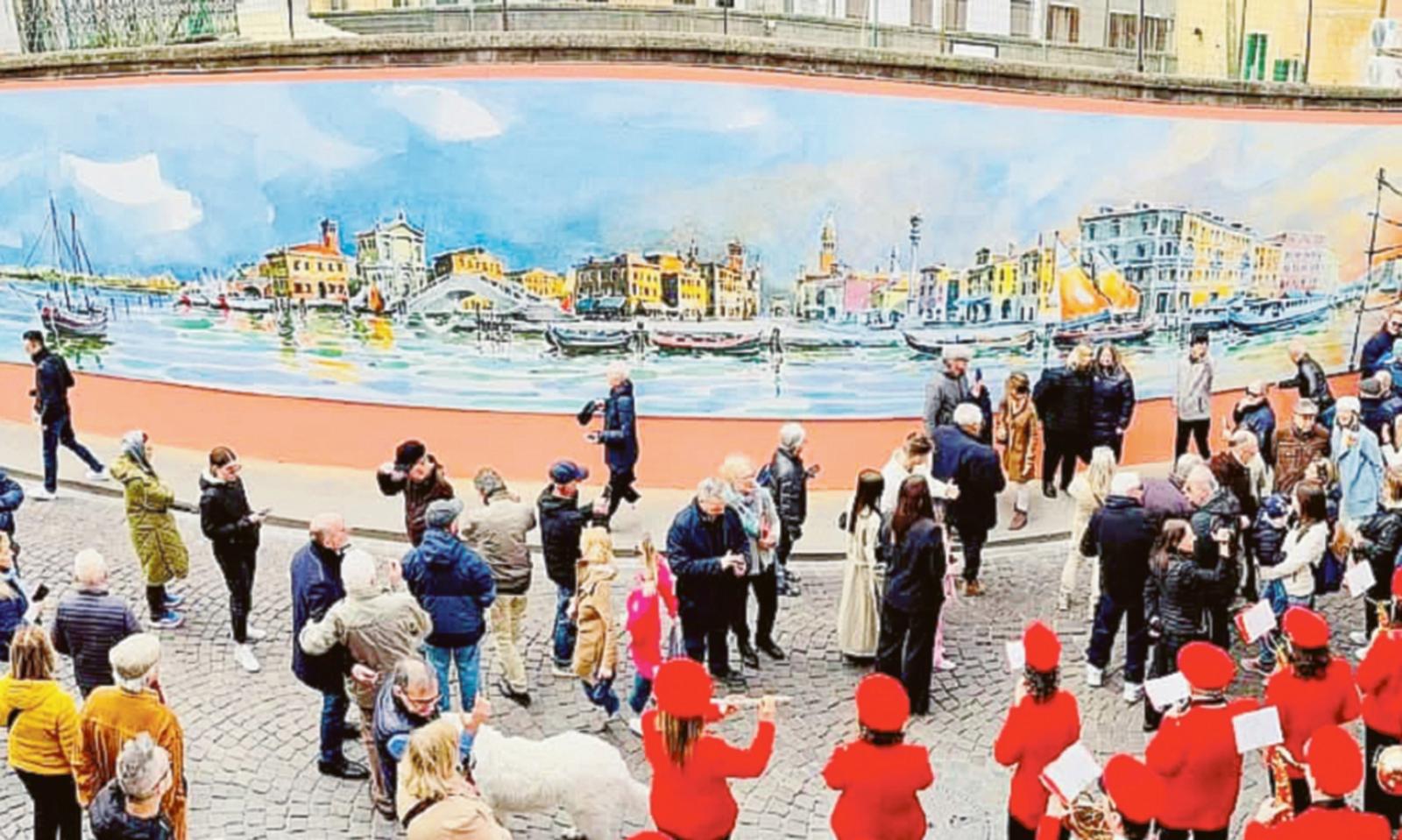 A festa dei fiori si svela un murale che fa sognare