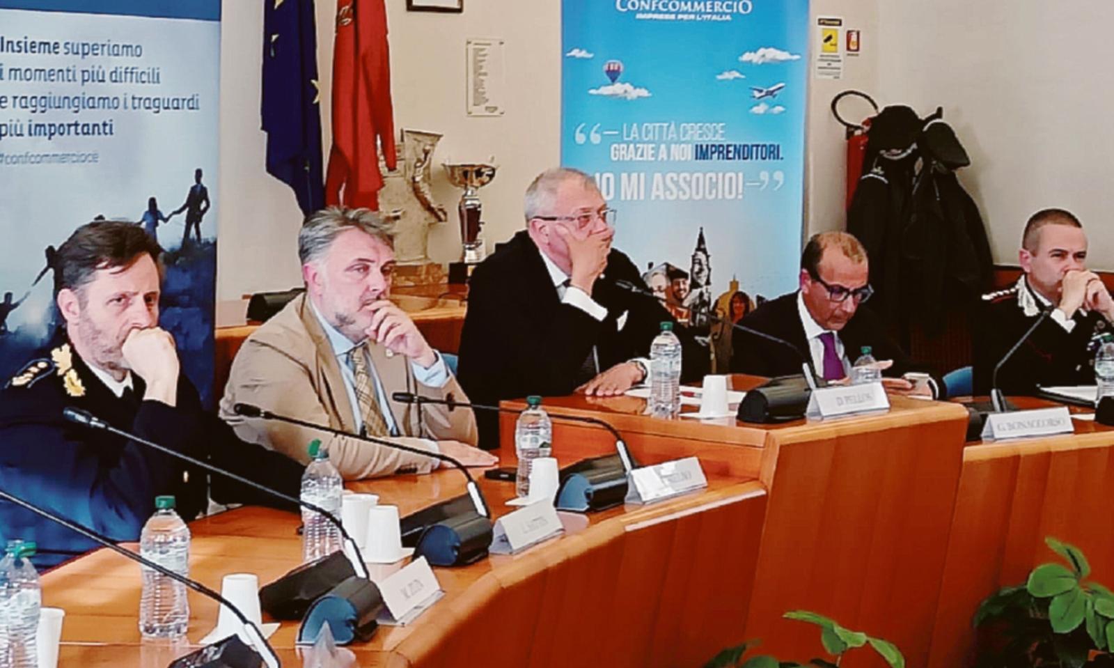 Polizia locale, terzo turno subito