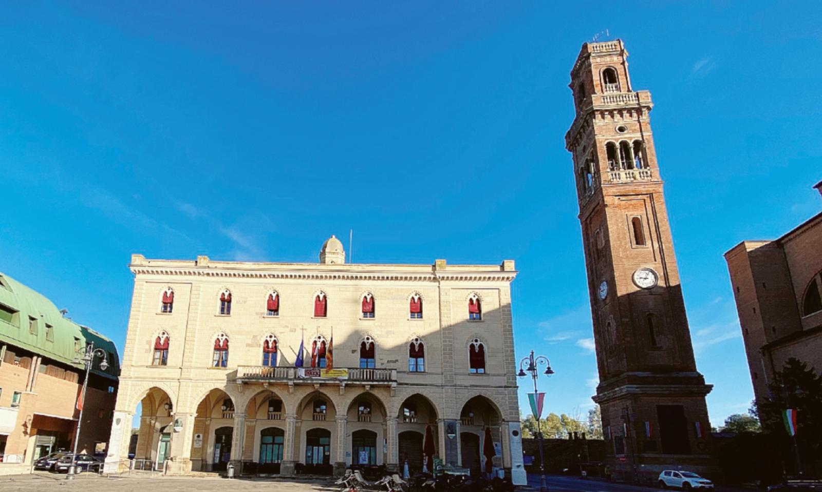 Le bombe 80 anni fa, la citt&agrave; si ferma