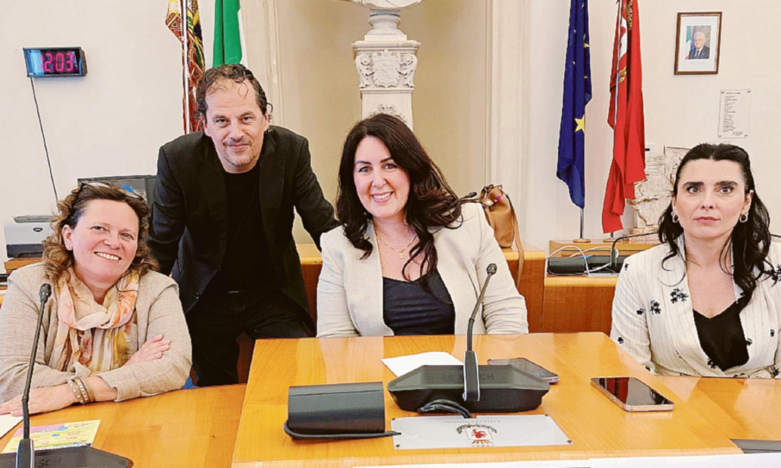 Estate di arte e teatro en plein air