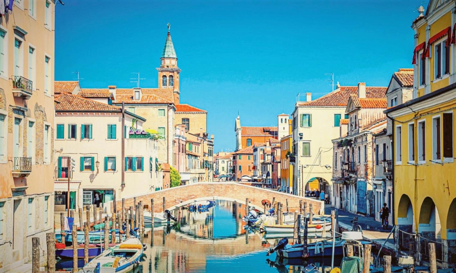 Residenti uniti contro la movida