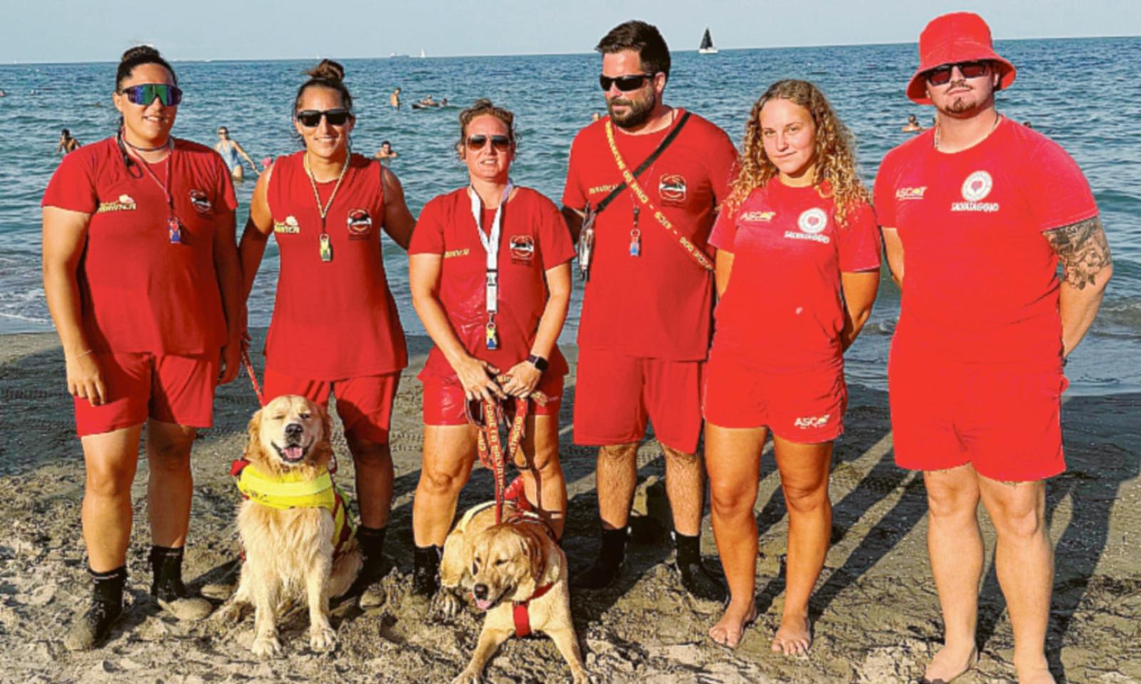 Malore in mare, salvato dai bagnini