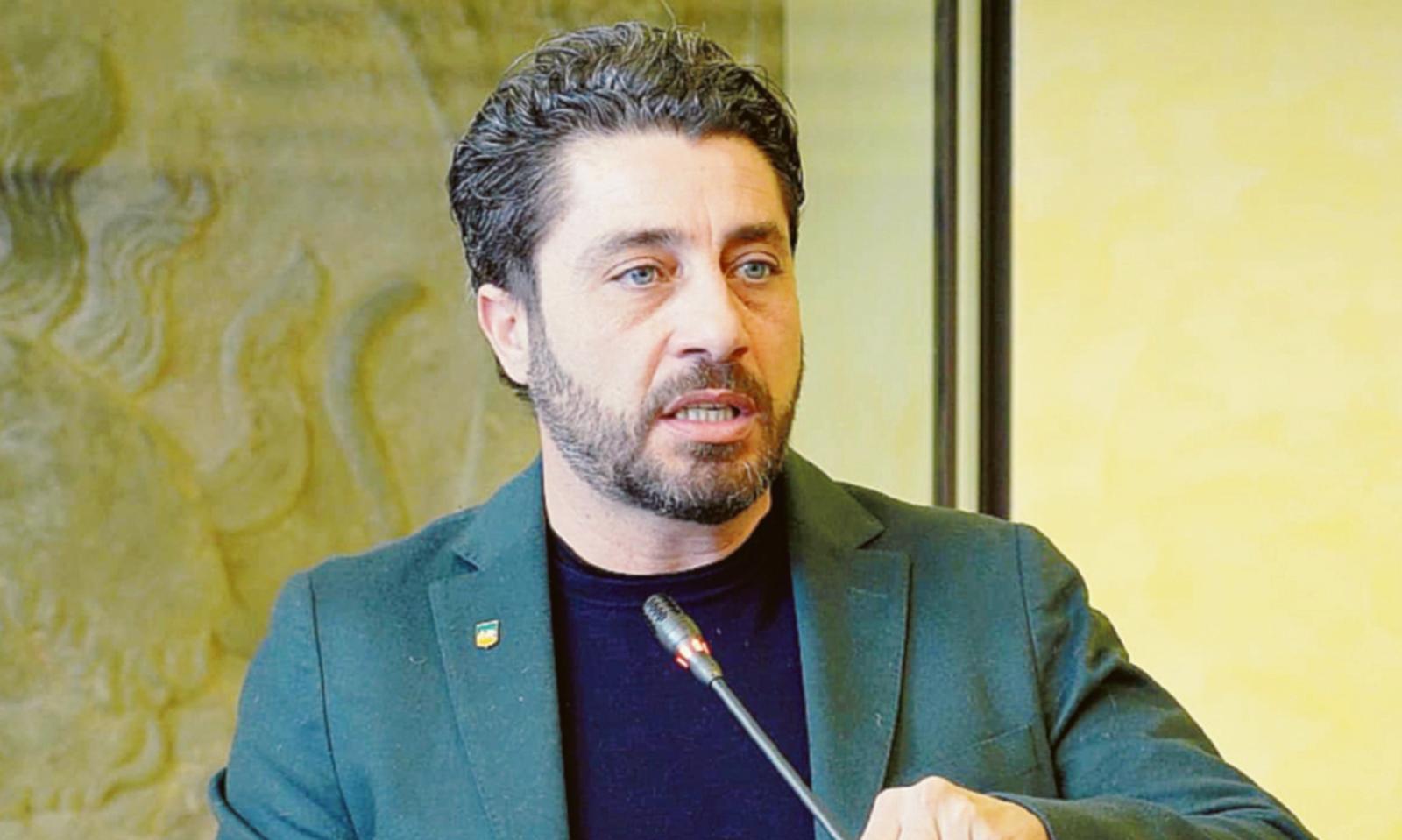 La minoranza: &ldquo;Un autogol&rdquo;