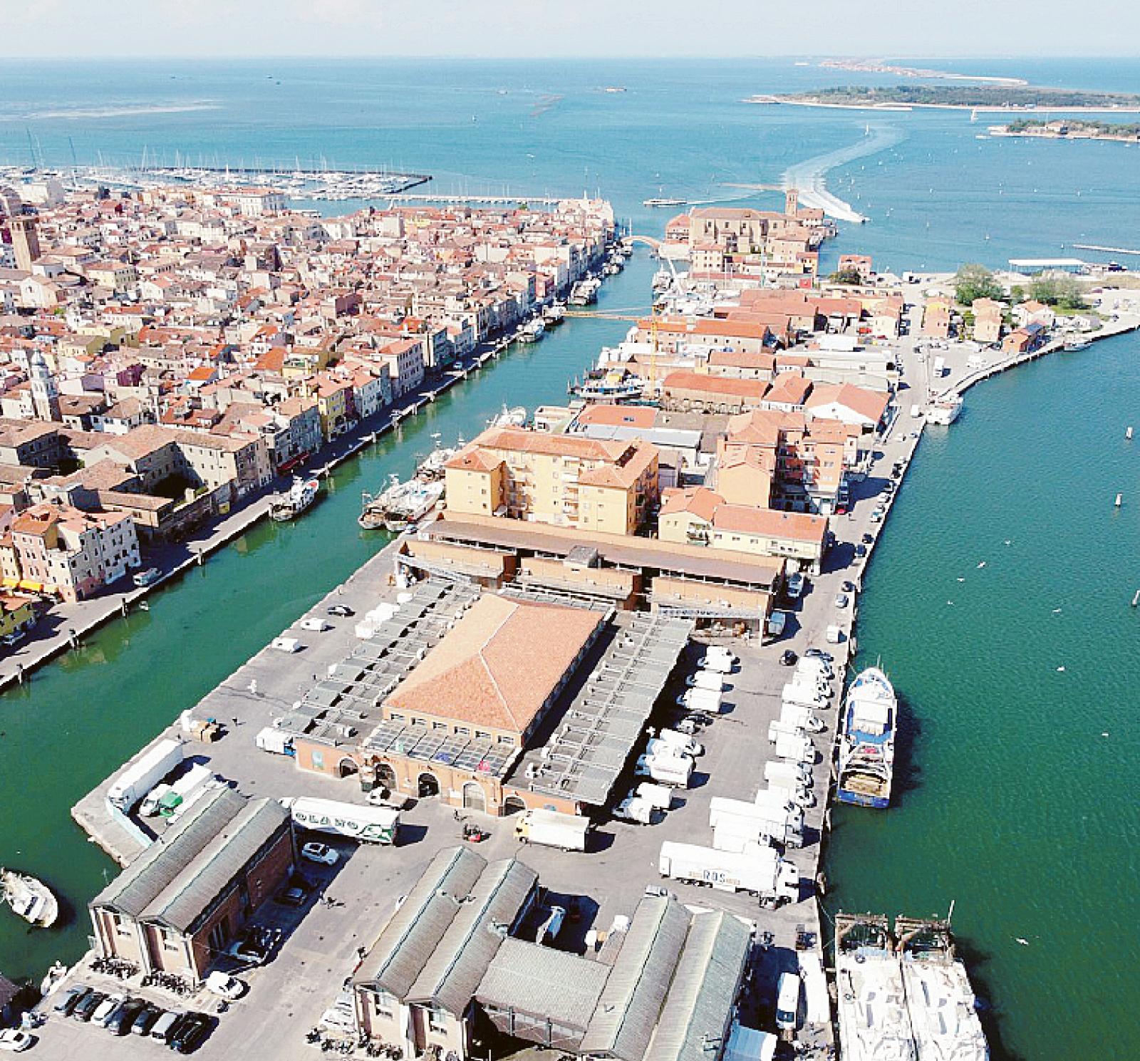 Il mercato ittico in tilt per ore