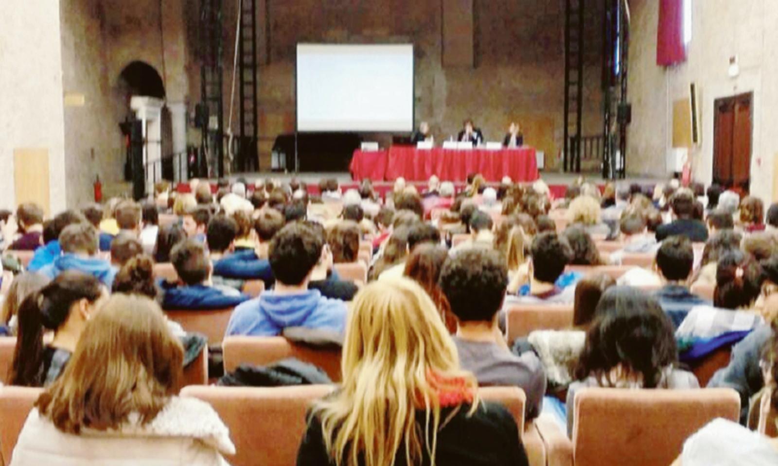 Mistero con ultimi posti liberi