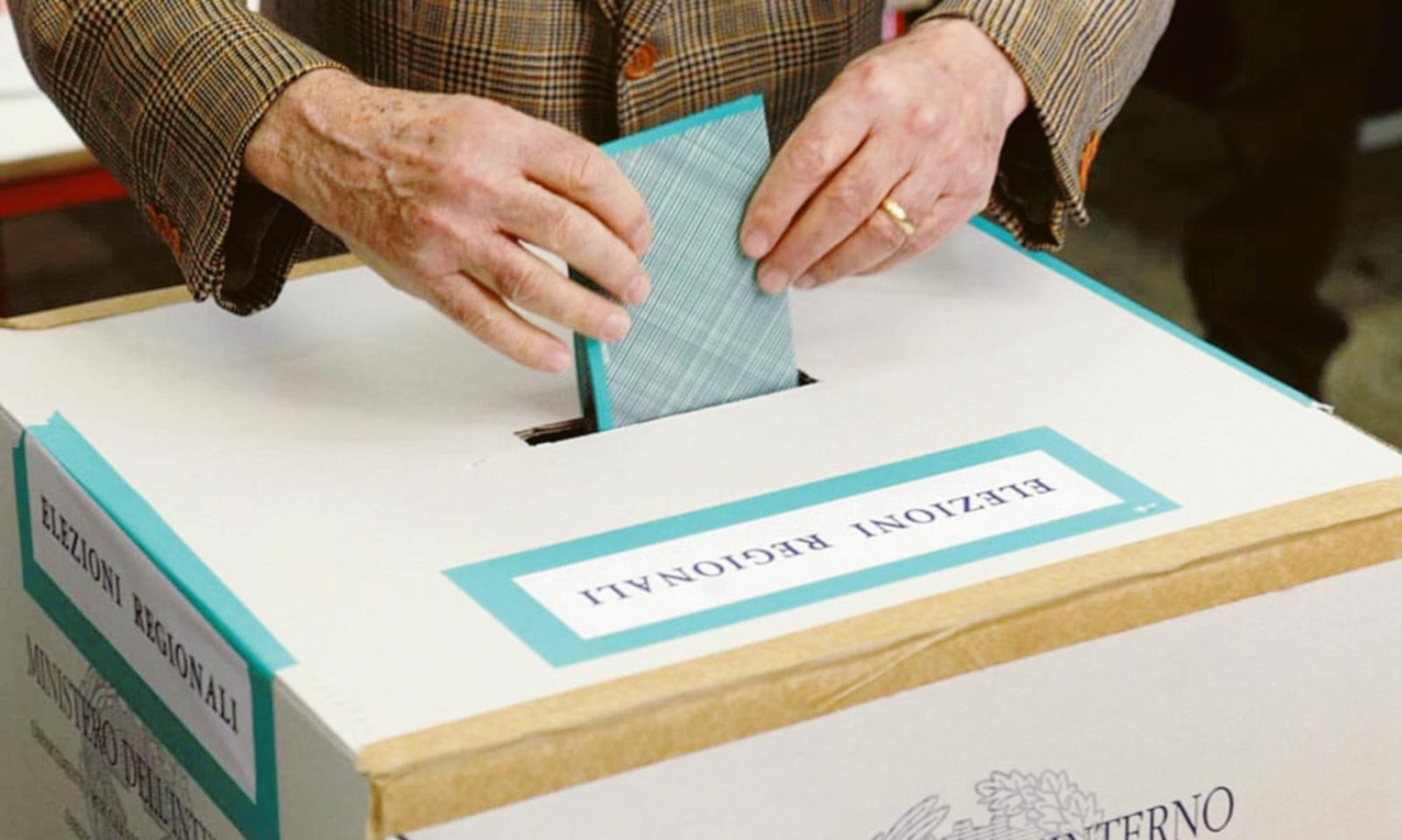 Confronto a nove per le regionali