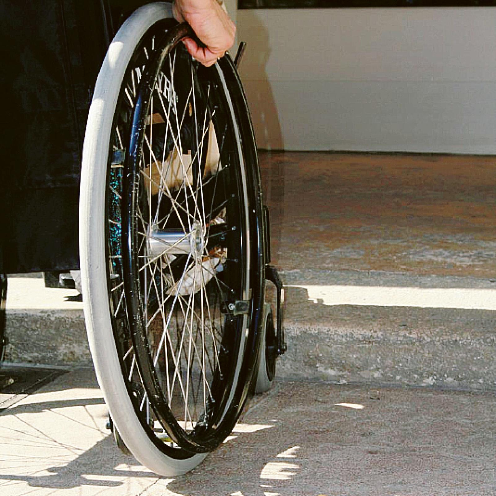 Peba, botta e risposta in consiglio sul piano