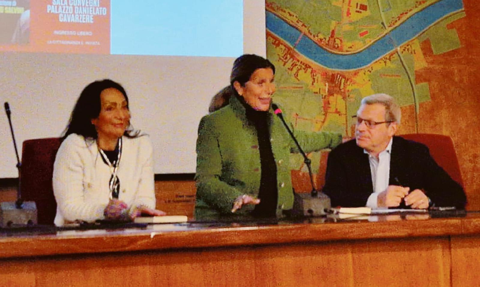 La battaglia di Cisint sui migranti