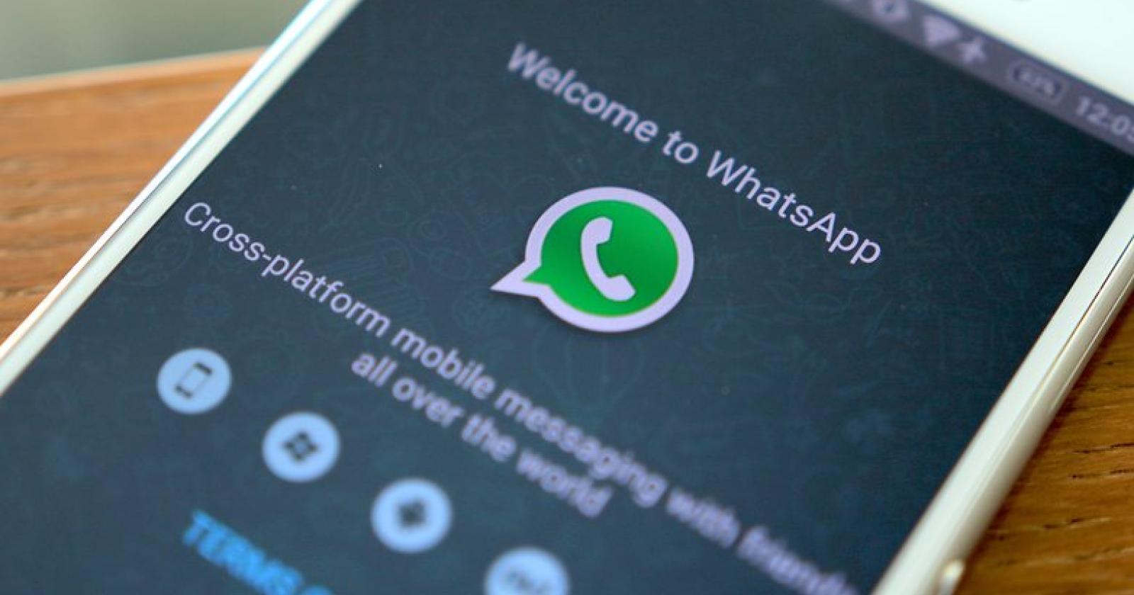 Allarme WhatsApp: i truffatori rubano i profili con un semplice messaggio