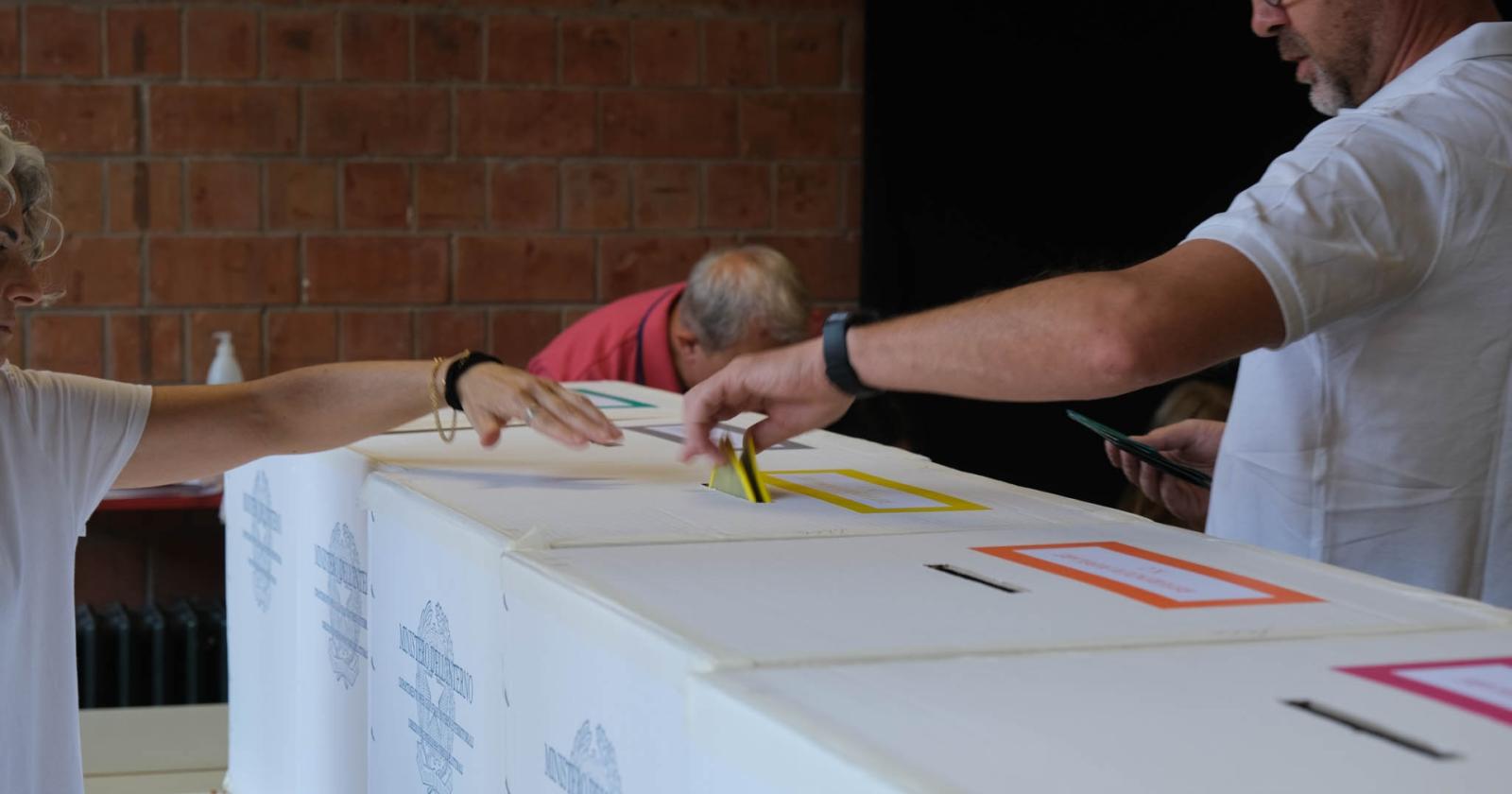 Referendum verso il flop, affluenza al 6,64%