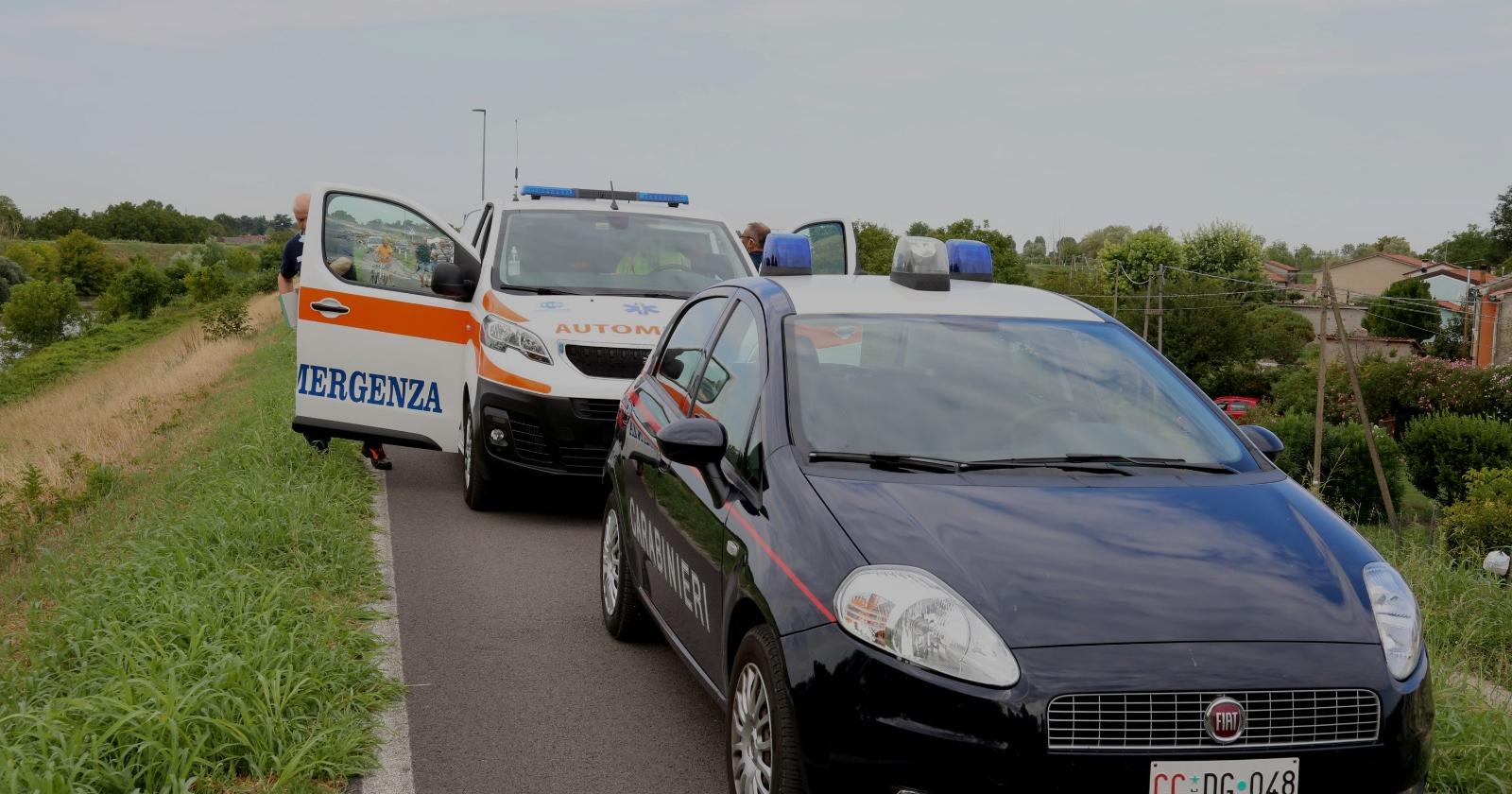Schianto sull'arginale, feriti liberati dai pompieri