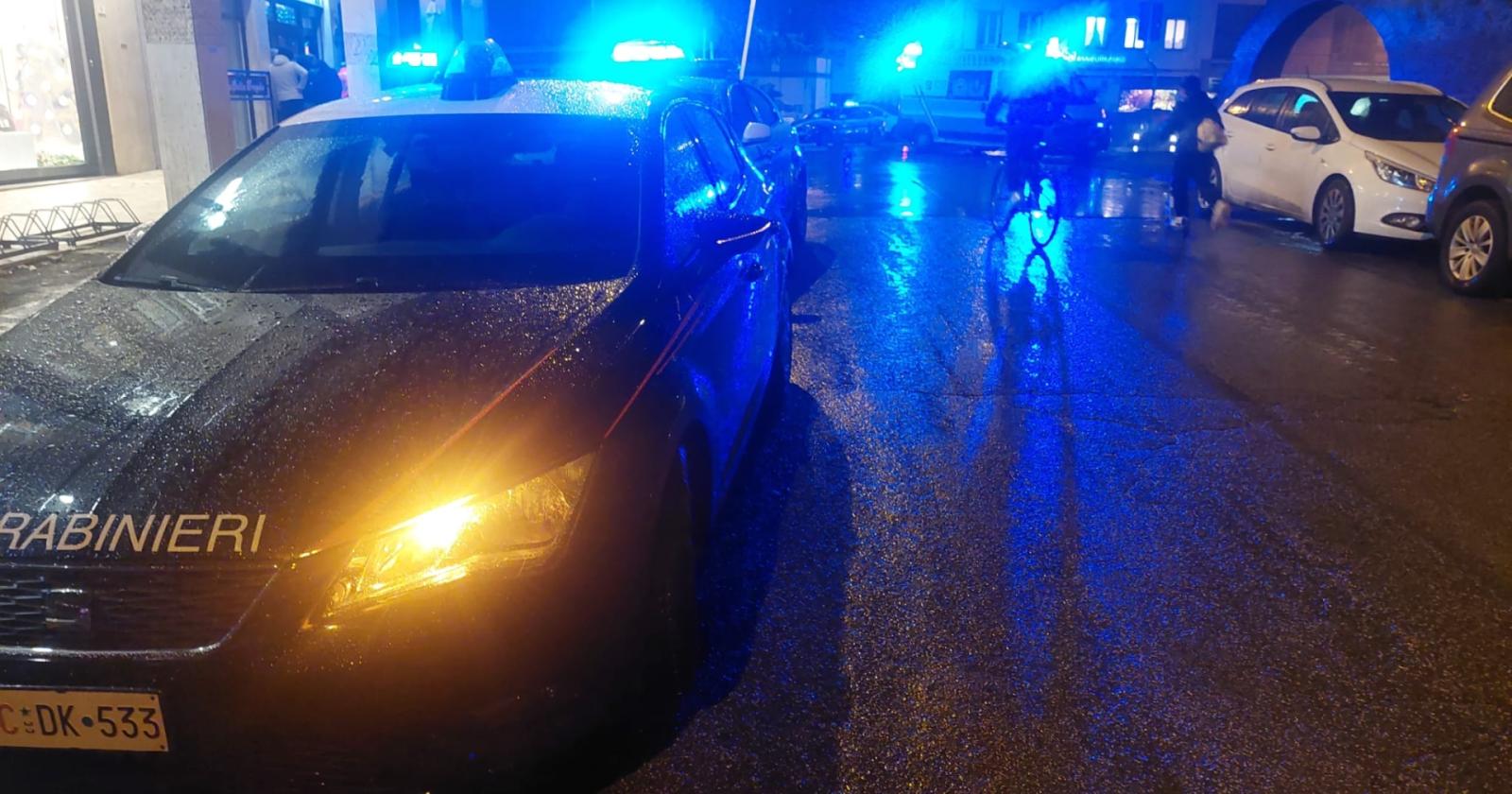 Lite a Mestre: "Mi vuole uccidere con la sciabola"