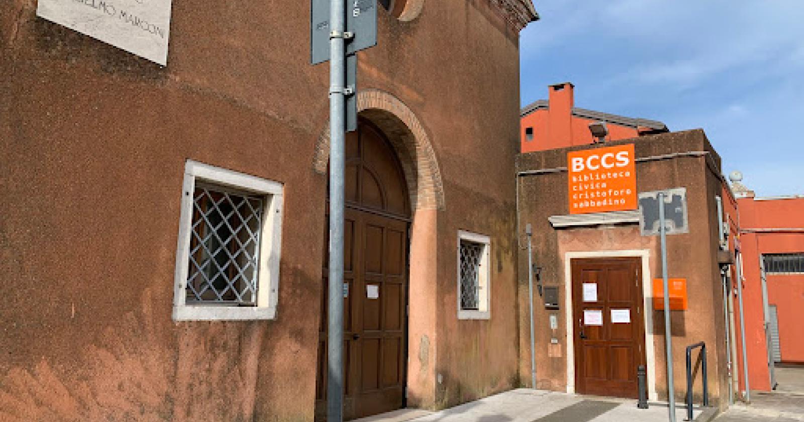 La biblioteca Sabbadino chiusa per lavori