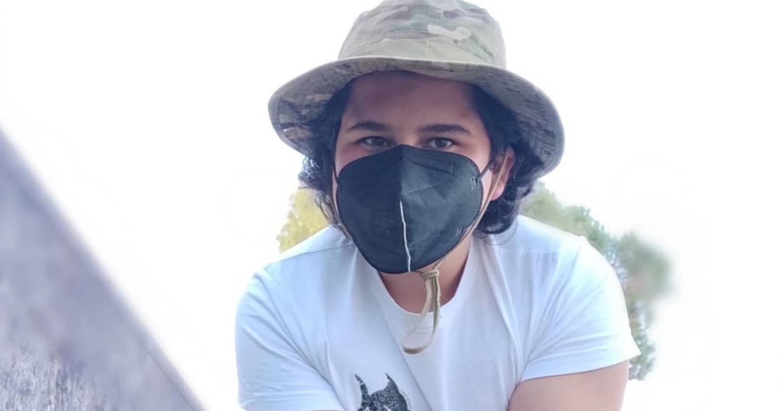 Eros, 16 anni, salva un 41enne dopo l'incidente