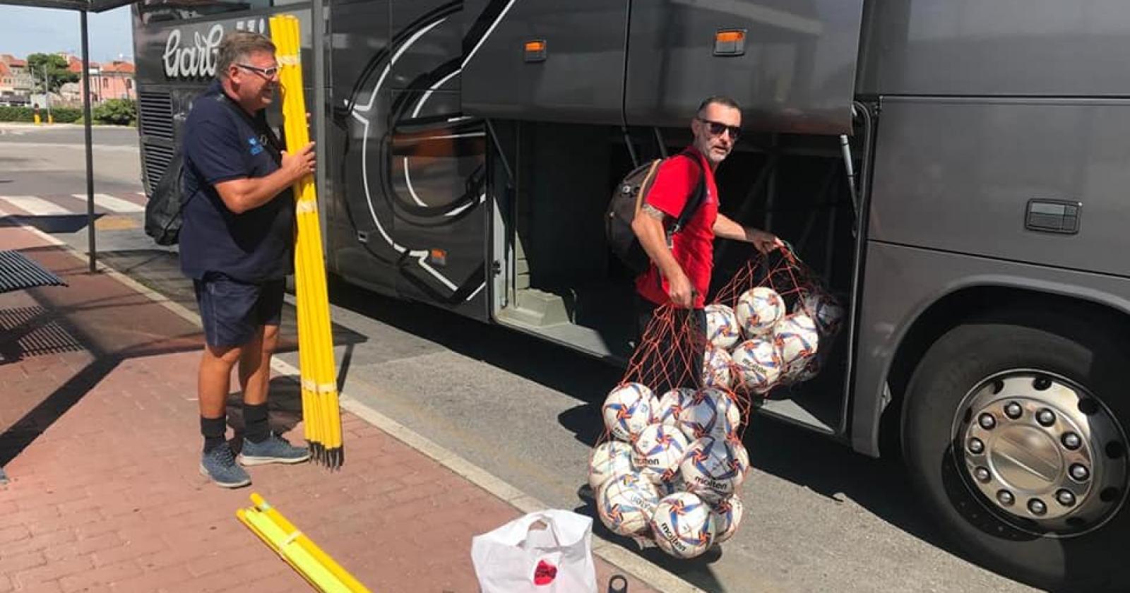 I baby granata partono per il ritiro in montagna