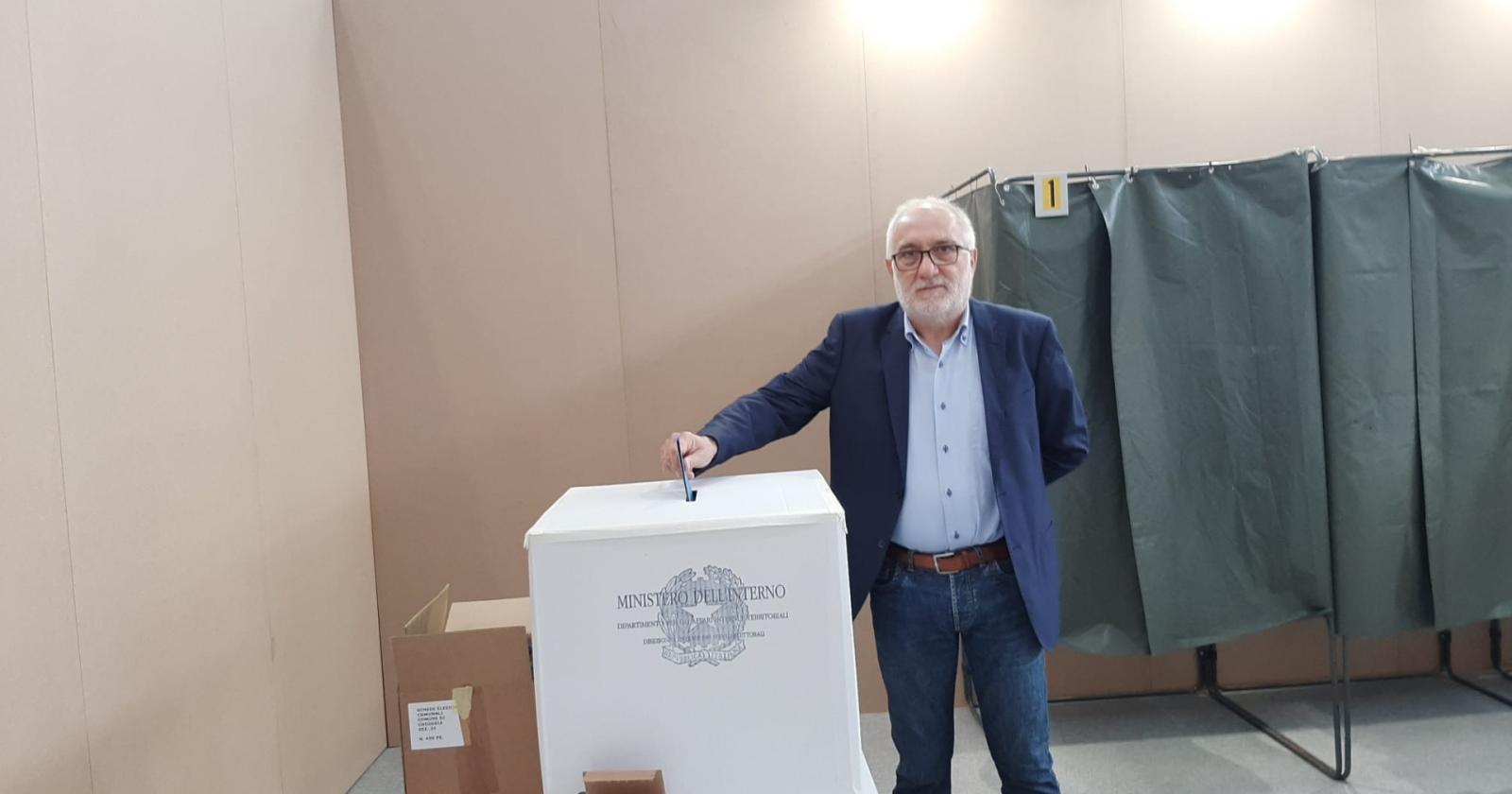 Rossi (Energia Civica), ha espresso il suo voto alle 12,15