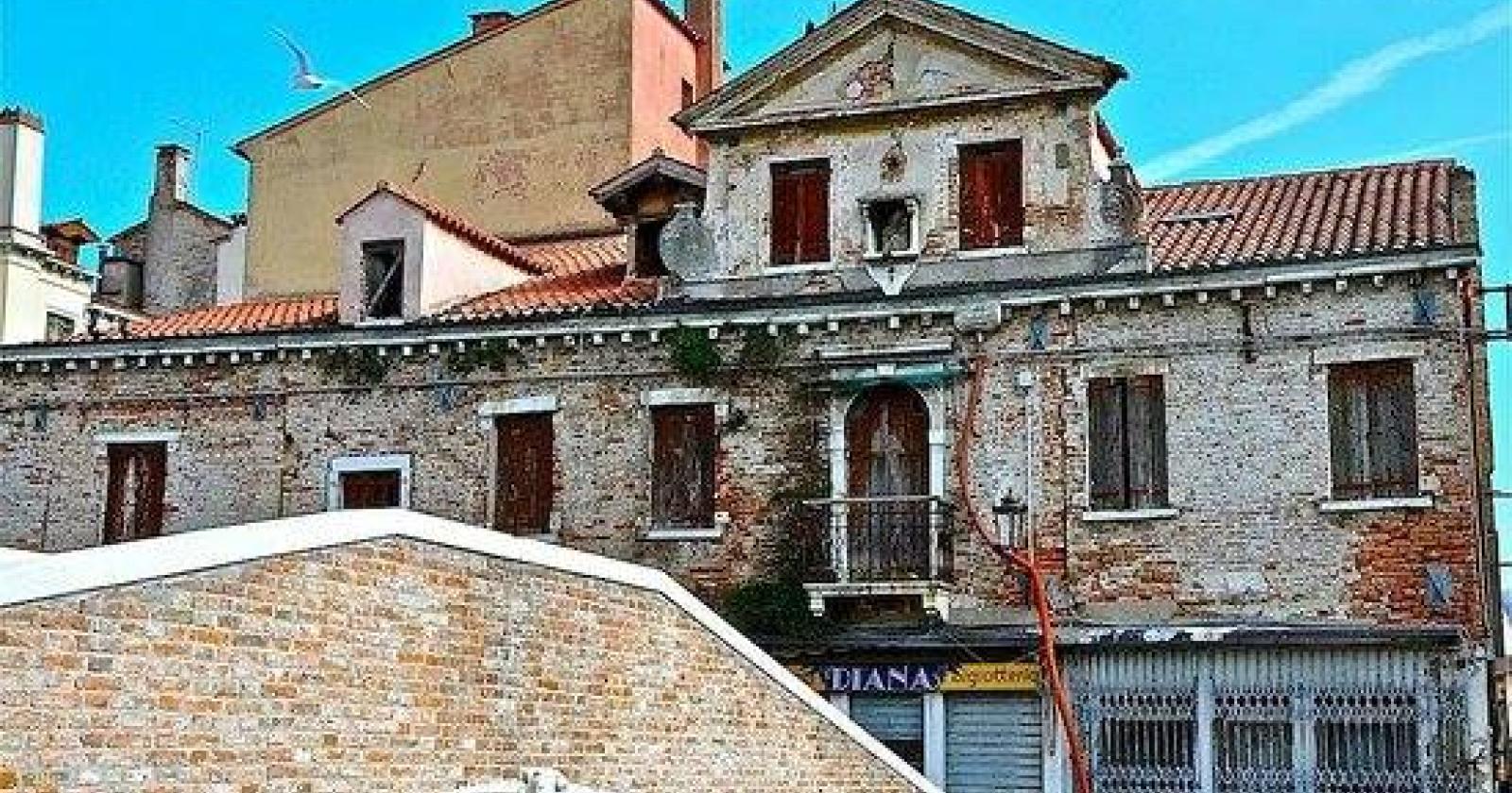 Halloween tra le calli alla ricerca di misteri