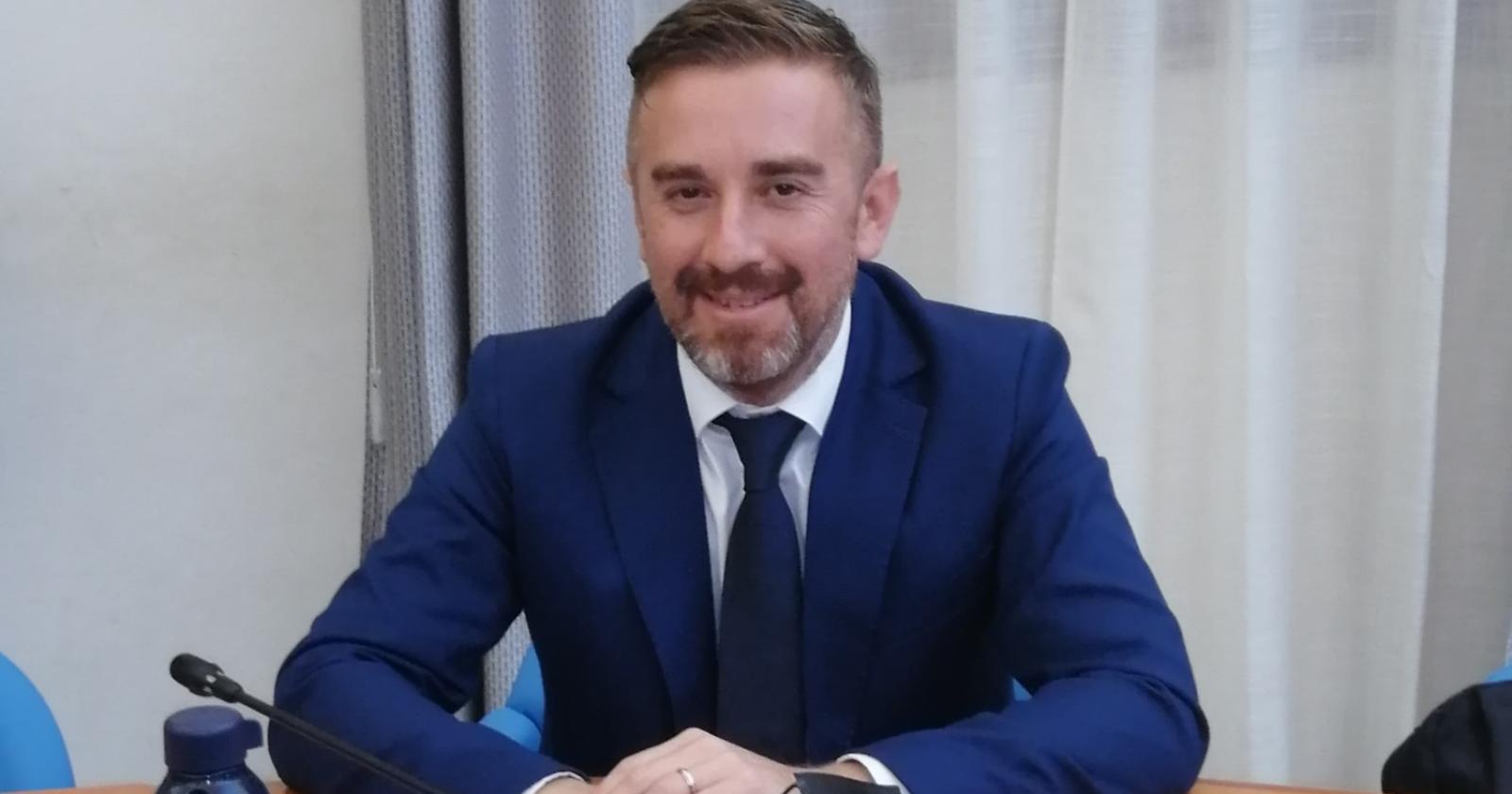 "Al Bilancio non serve un ragioniere ma un politico"