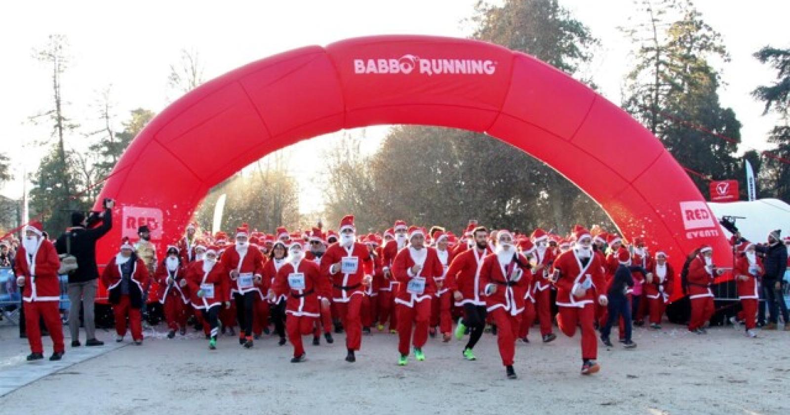 La corsa dei Babbi Natale arriva a Chioggia