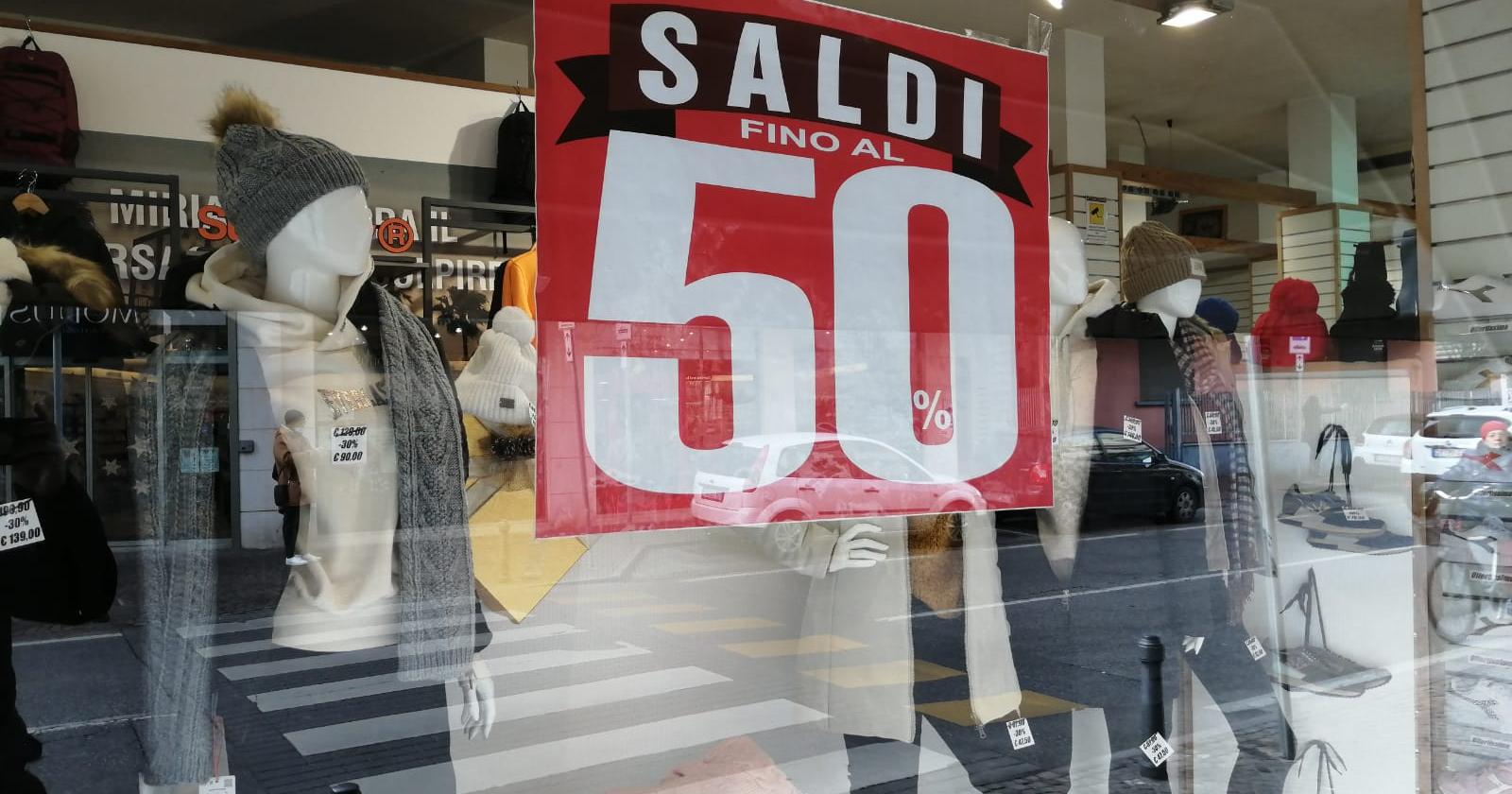 Saldi tra speranza e pessimismo