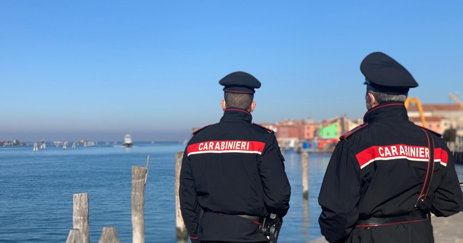 Carabinieri, controlli del green pass: scattano le sanzioni