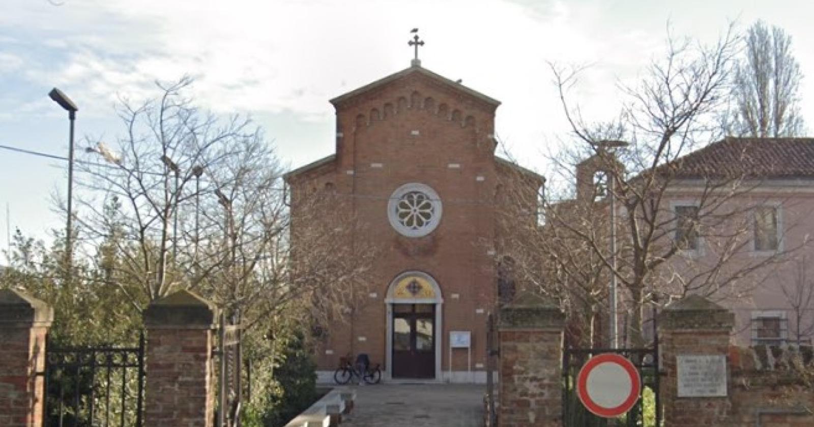 Addio a mamma e figlia, il ricordo delle amiche