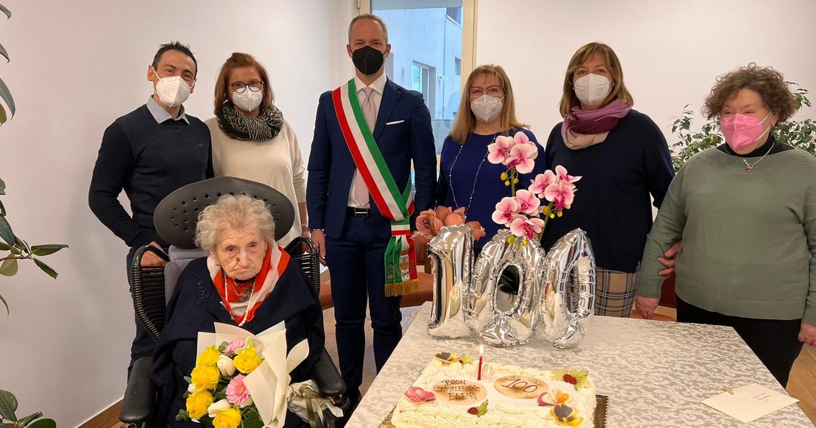Nonna Elena ha compiuto un secolo