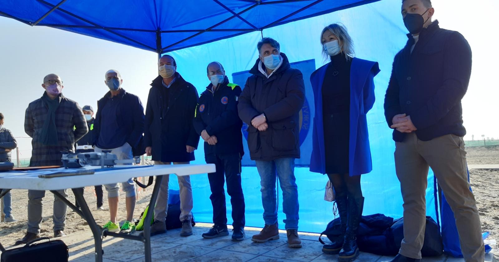 Quattro droni per il salvataggio