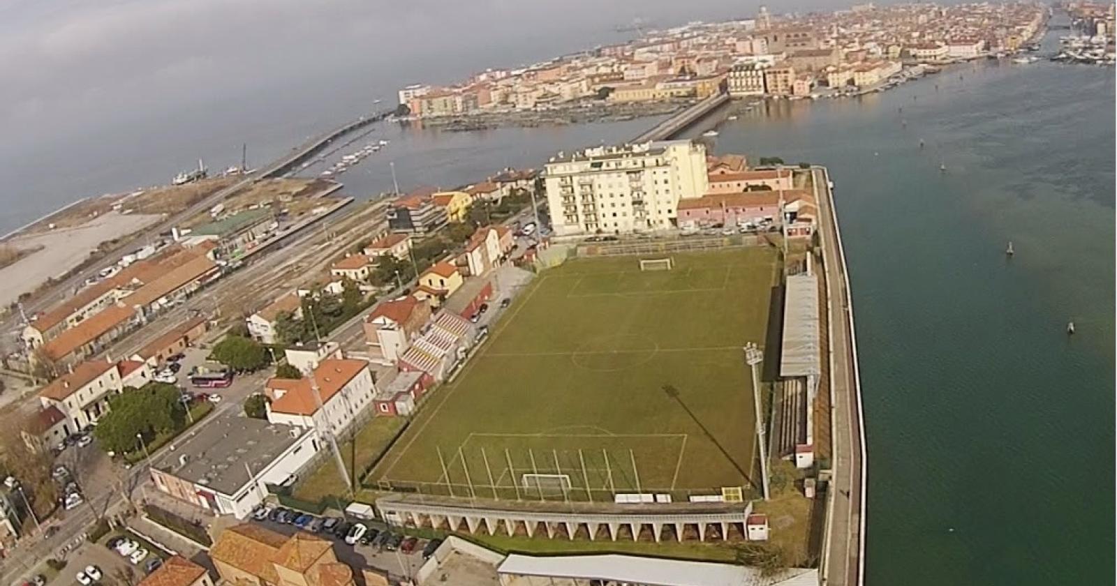Lavori allo stadio, arriva l’ordinanza
