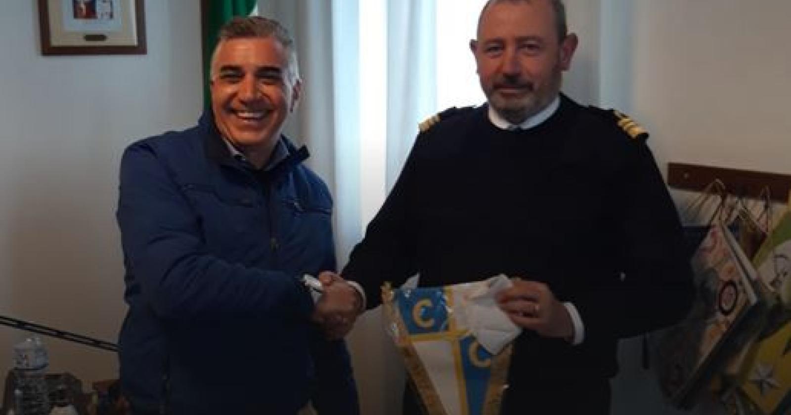 Il comandante Riccobene socio onorario del Circolo Nautico Chioggia