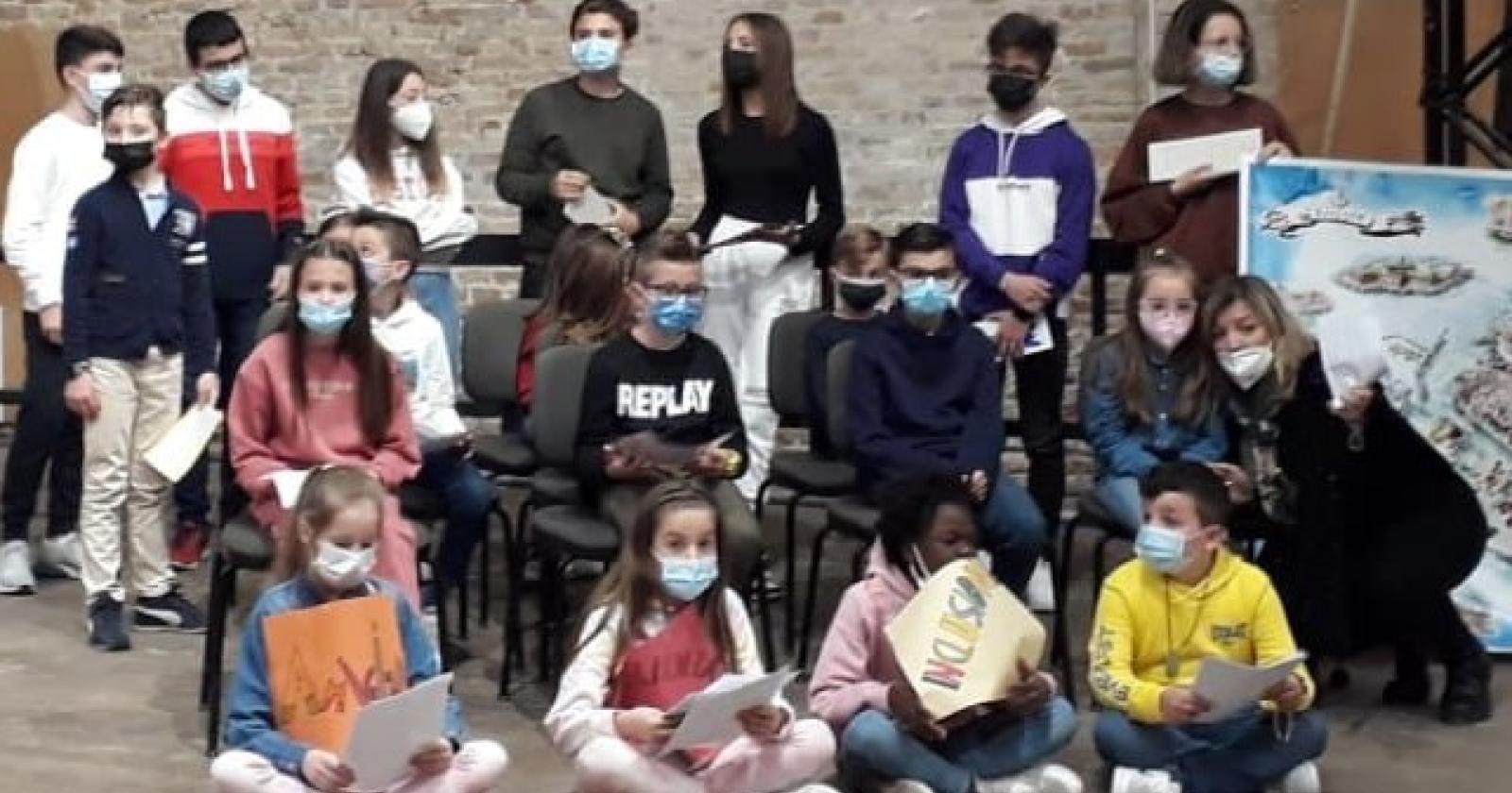 Un popolo di alunni a lezione di pace