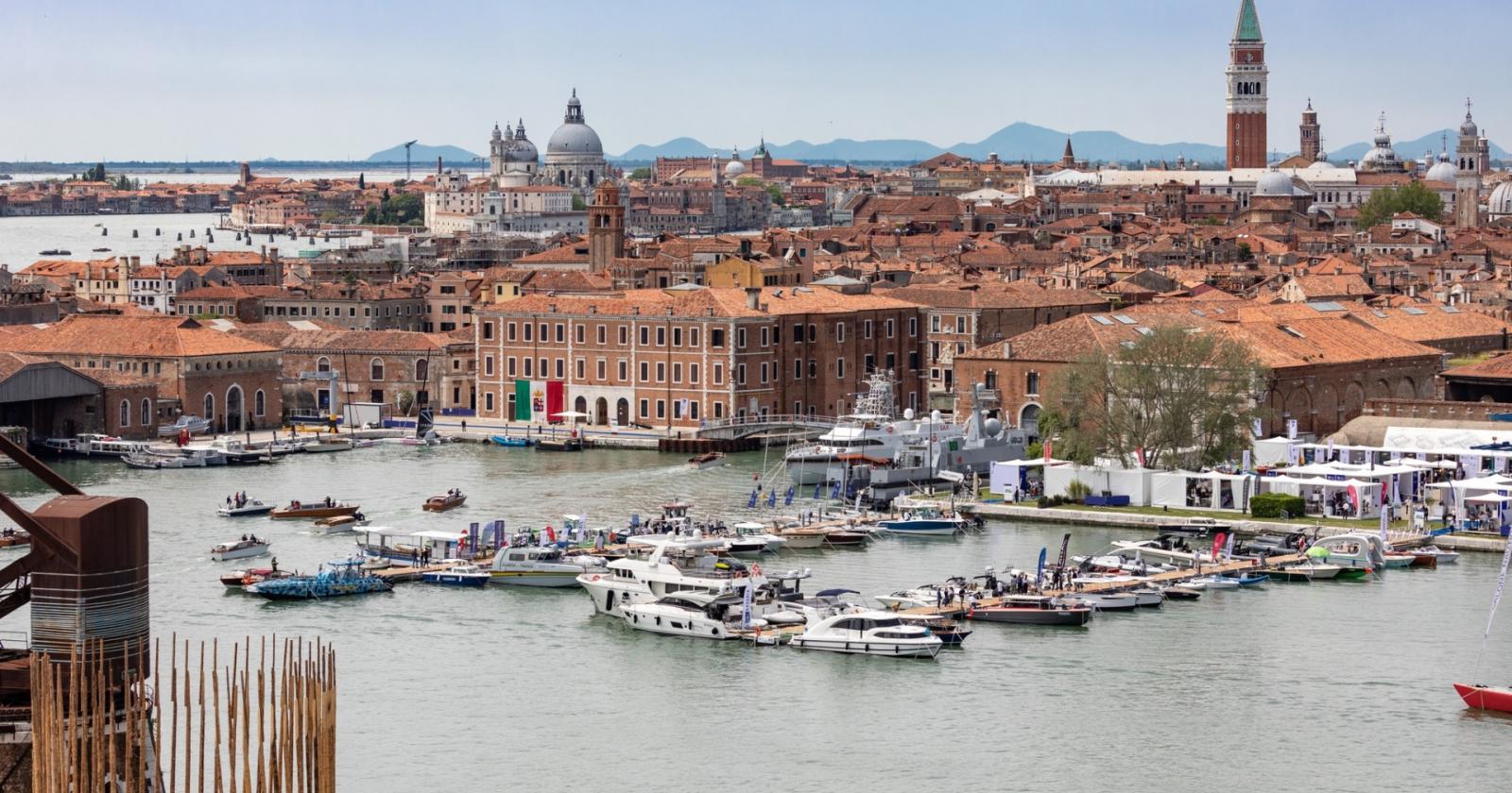 Venezia riabbraccia la grande nautica