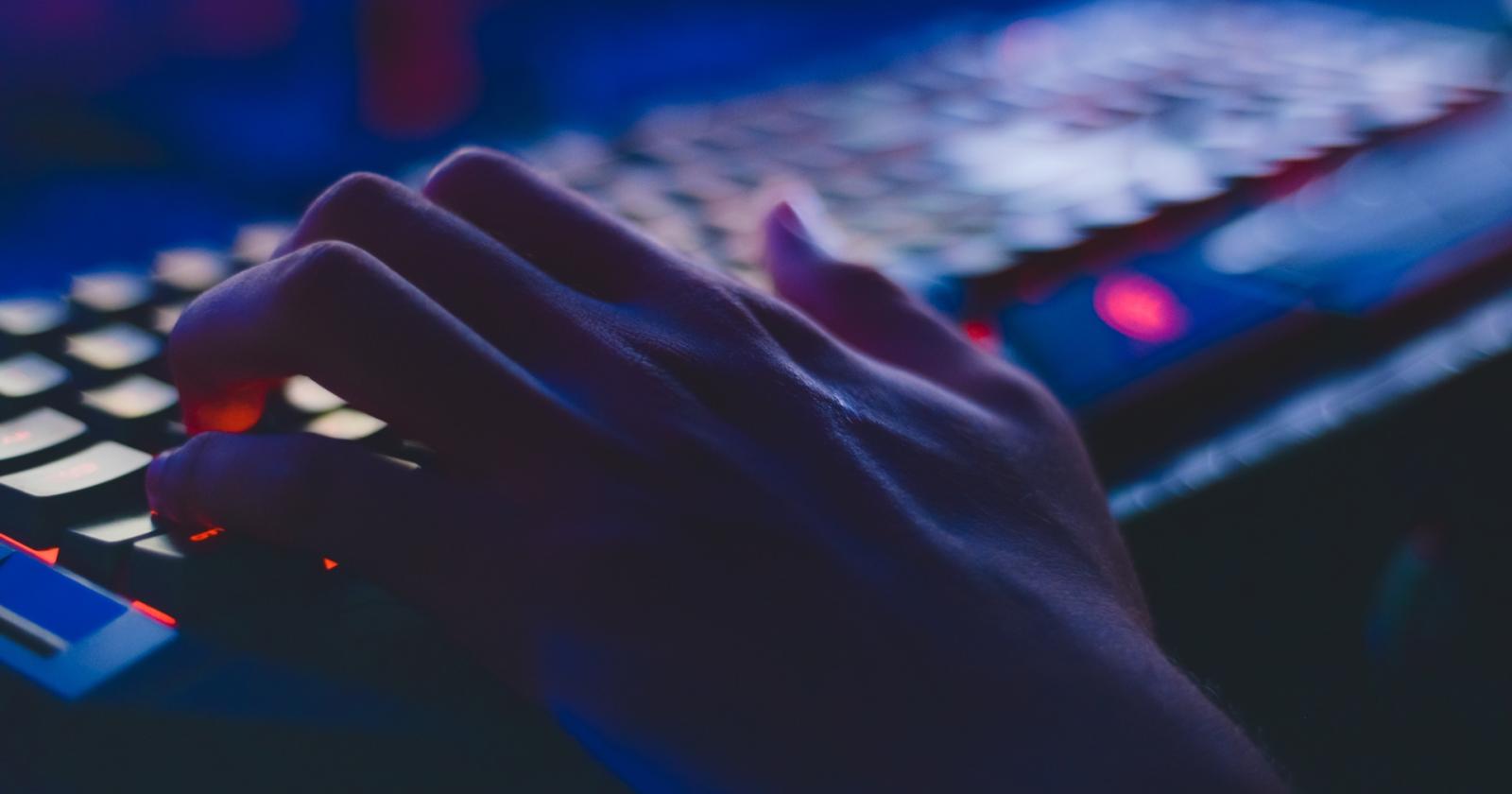 Le insidie nascoste dietro uno schermo: quando la tecnologia è solo un'illusione